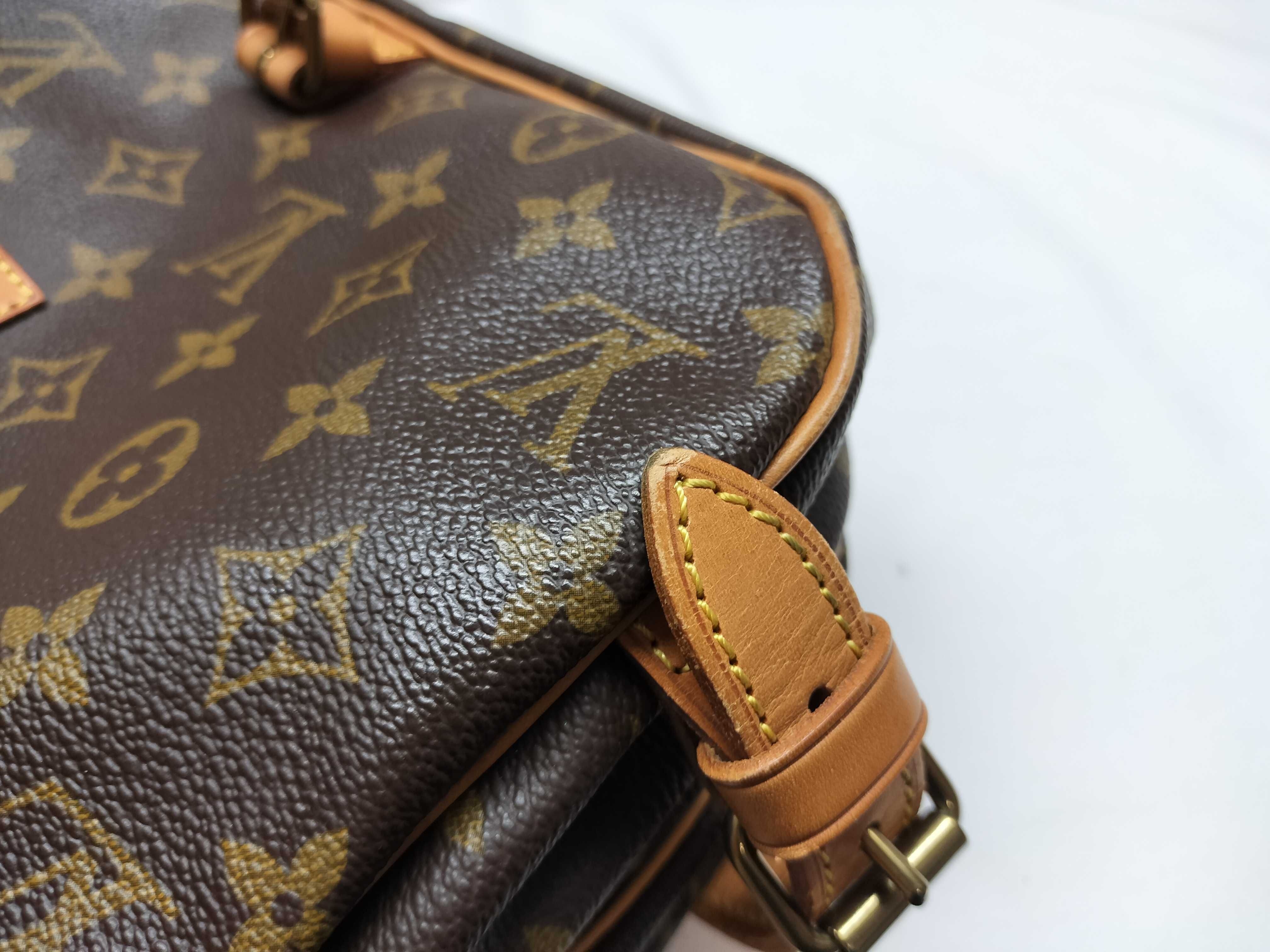 Monogram Saumur 30 M42256 AR8903 Shoulder Bag — view 10