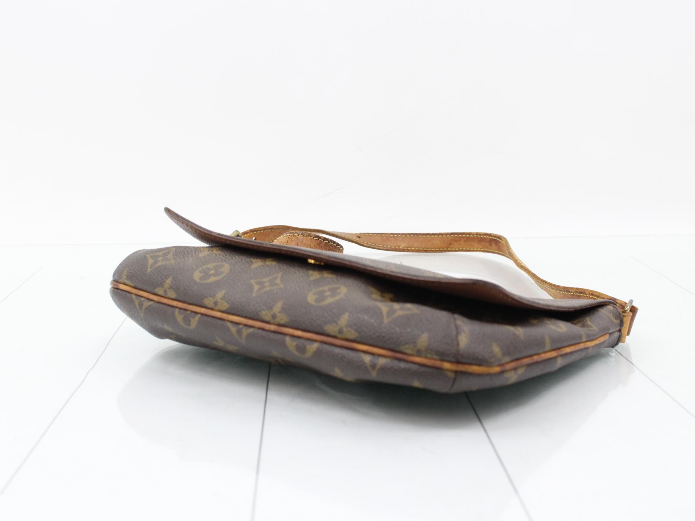 Musette shoulder bag — view 6