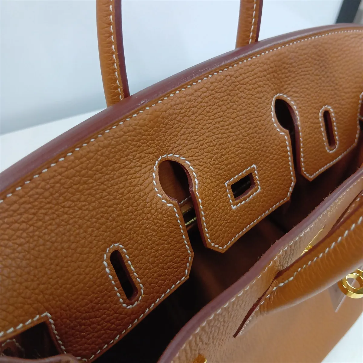 [Individually packaged] Hermes Birkin 25 Letournée Togo Gold Hardware B: 2023 — view 13