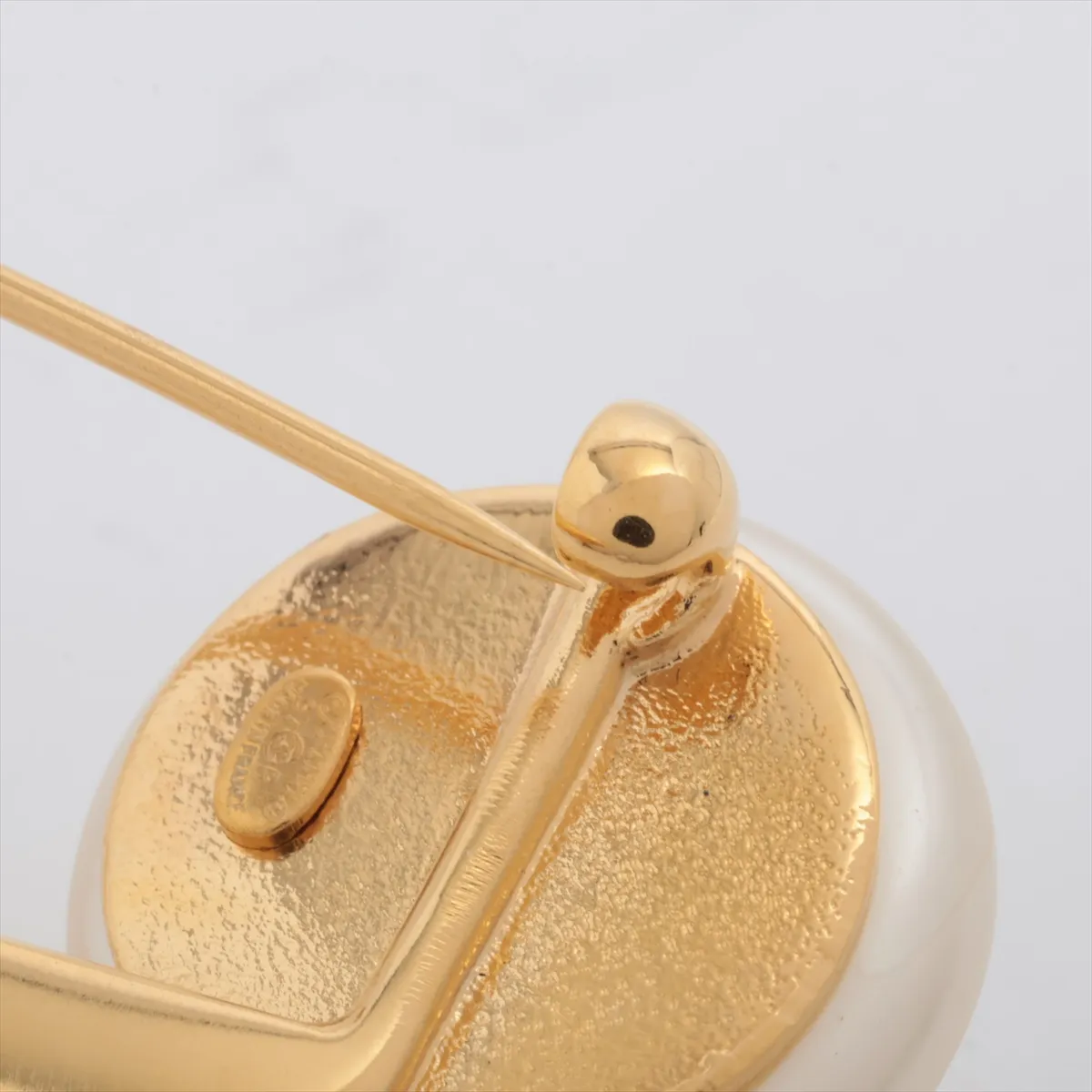 Coco Mark 97P Pin Brooch, GP x Faux Pearl, Gold. Shows — view 3