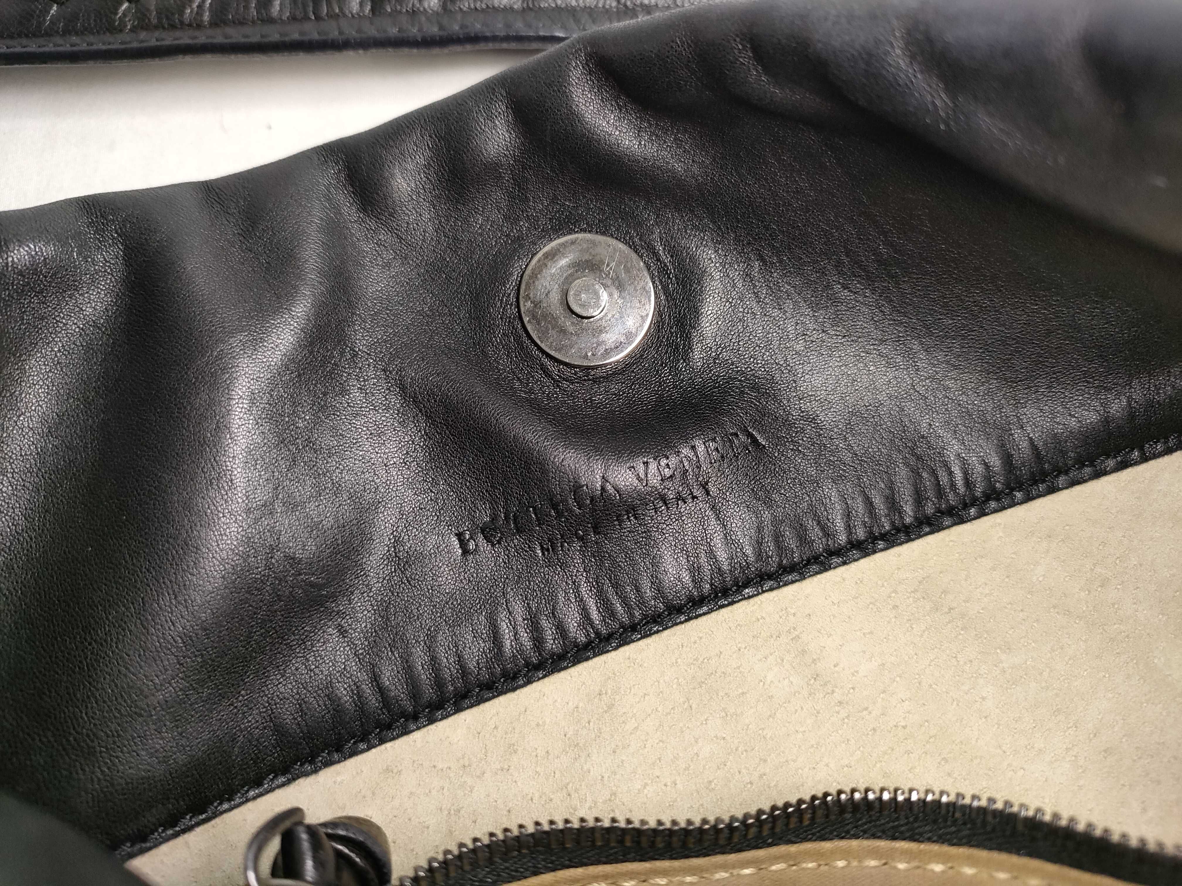 Intrecciato BOTTEGA Intrecciato One Shoulder Bag — view 11