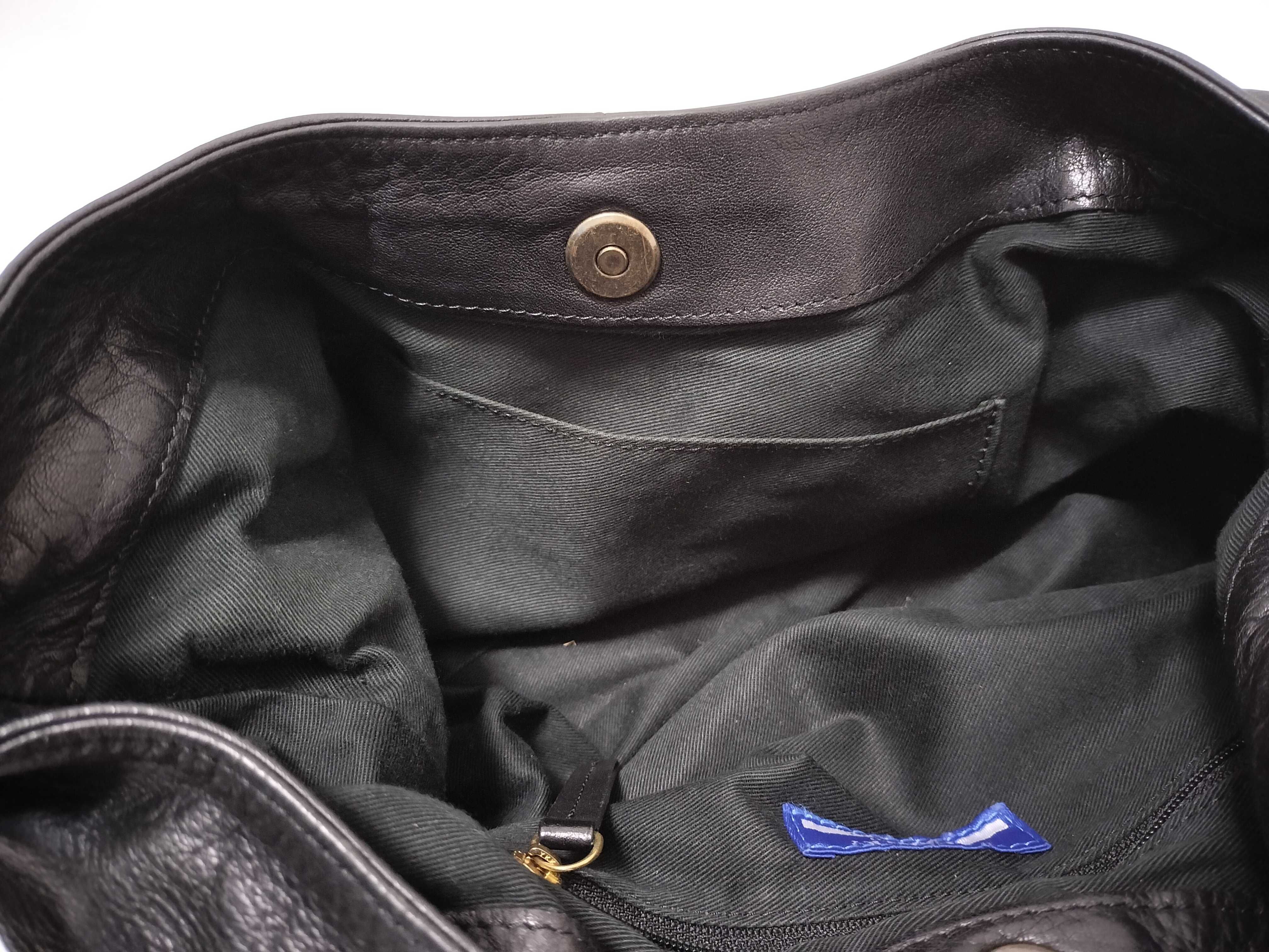 Blue Label Burberry Handbag Leather Black Shoulder Bag — view 14