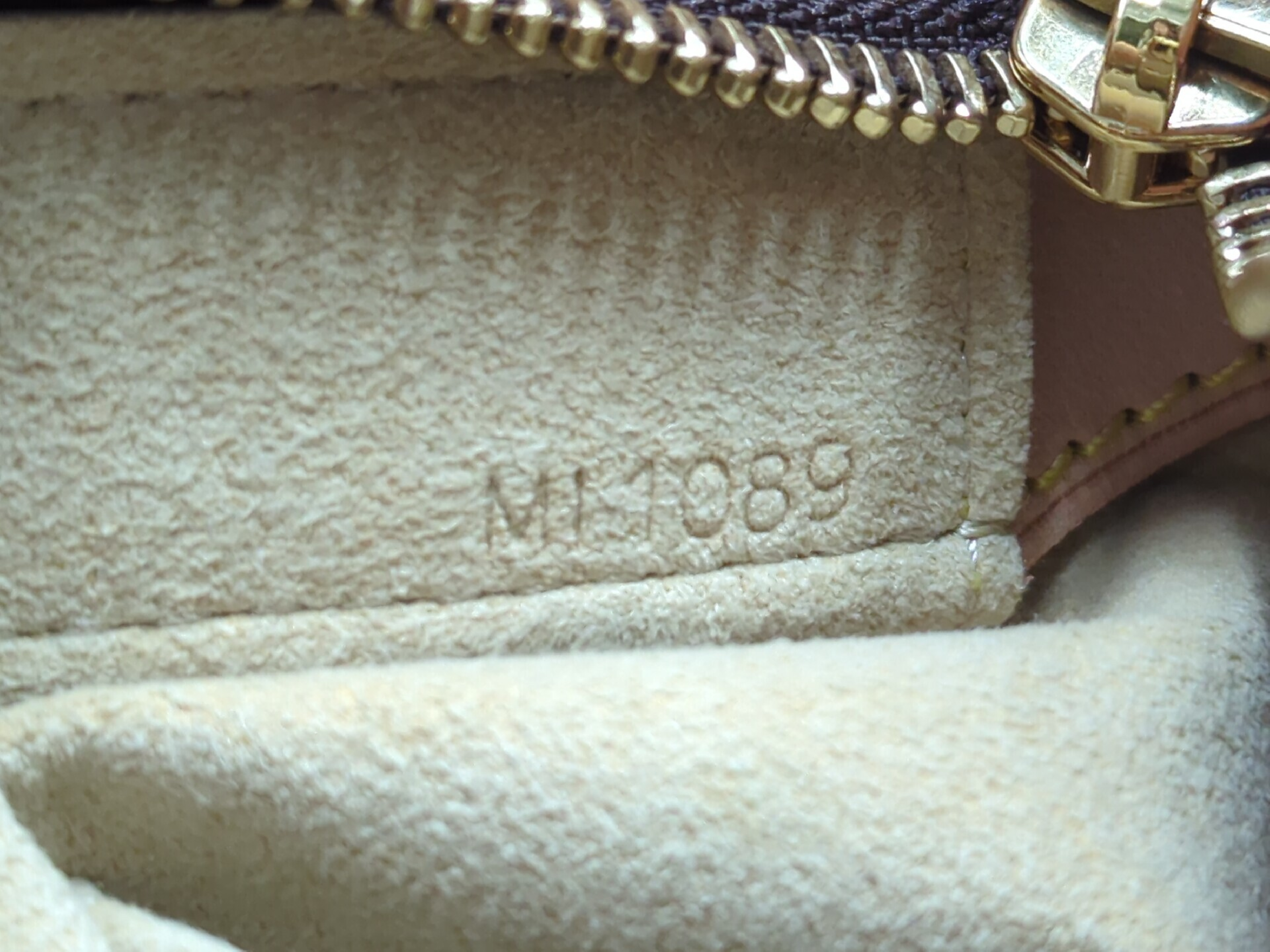 M45714 Monogram Boetie MM Handbag — view 13