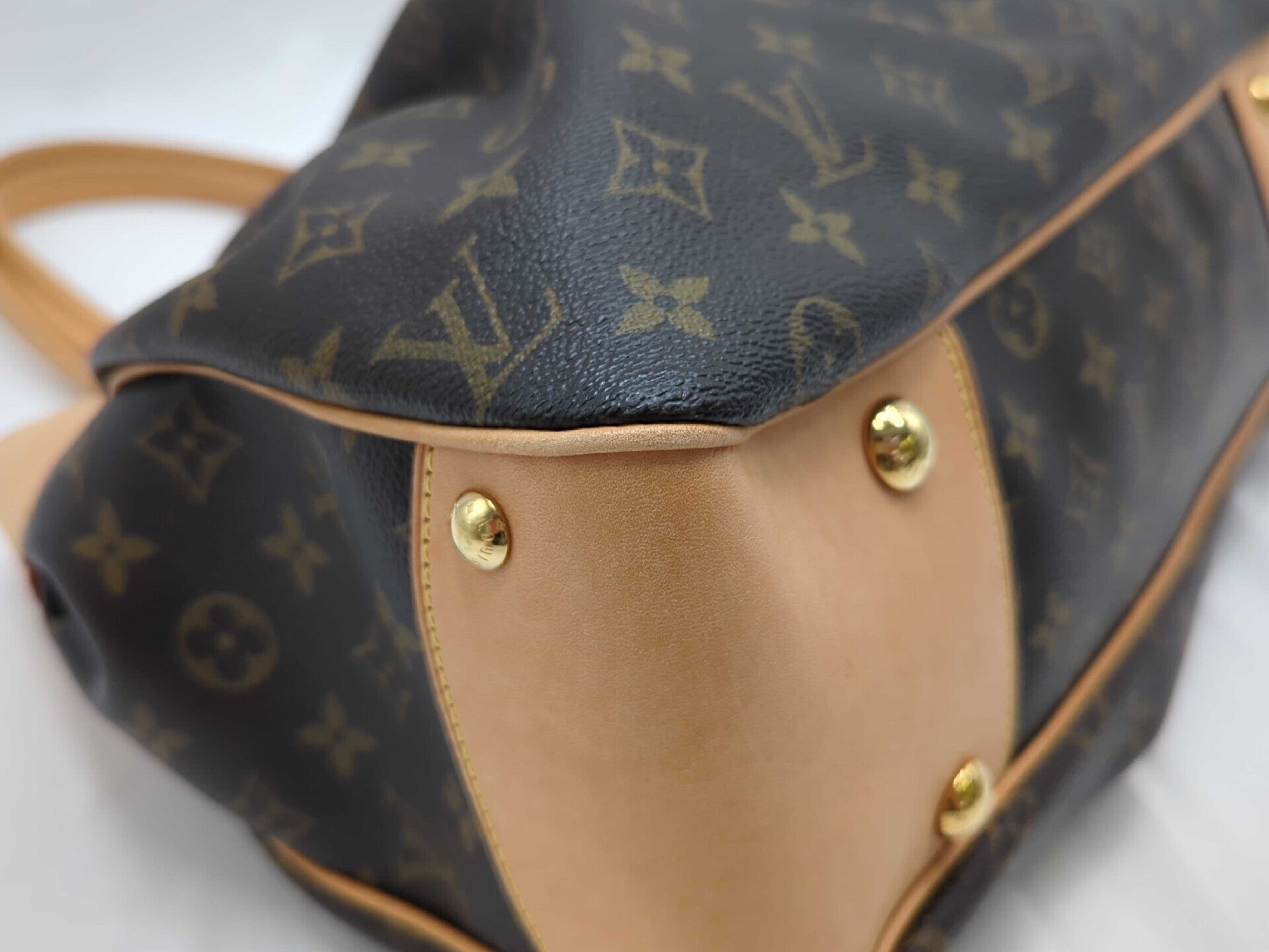 M45714 Monogram Boetie MM Handbag — view 4