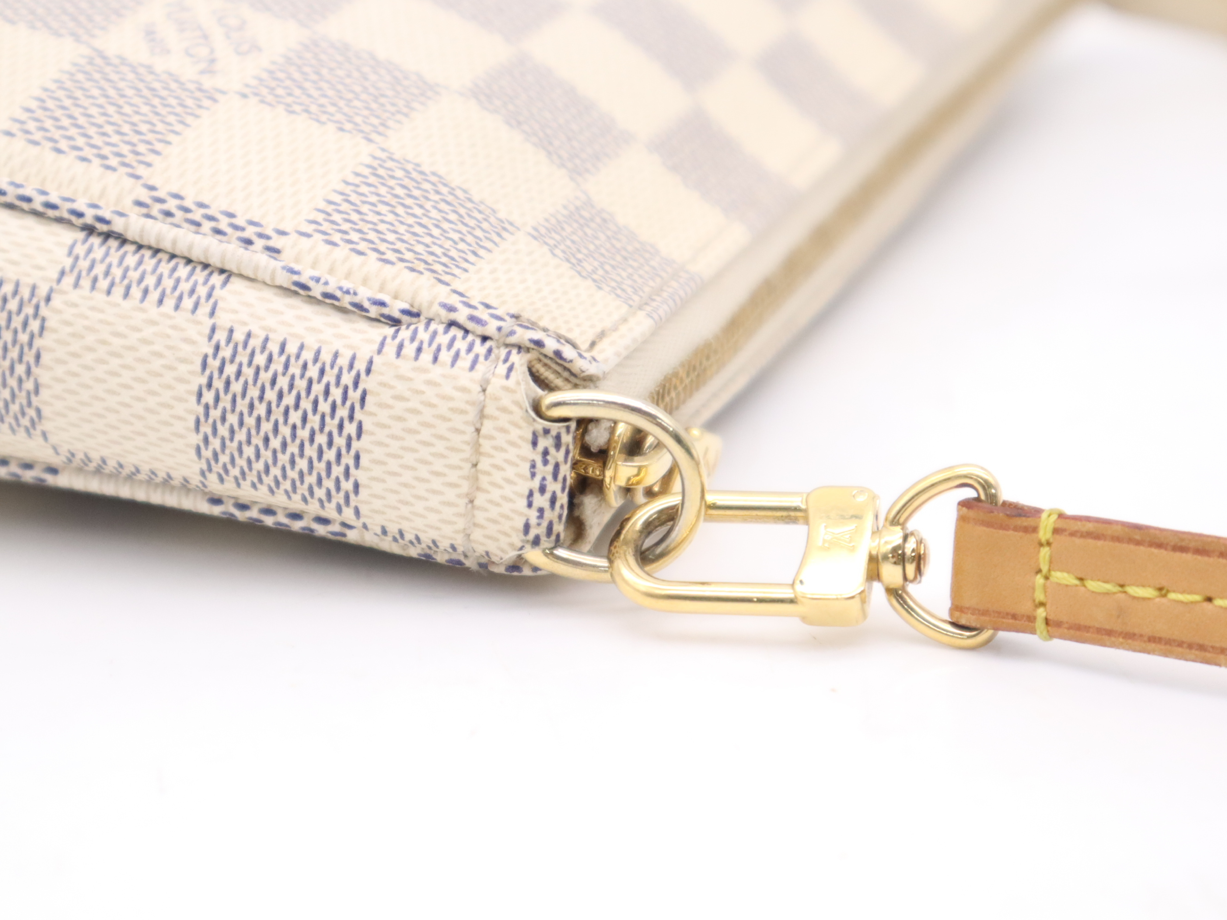 N41207 Azur Pochette Accessoires New Model Pouch — view 7