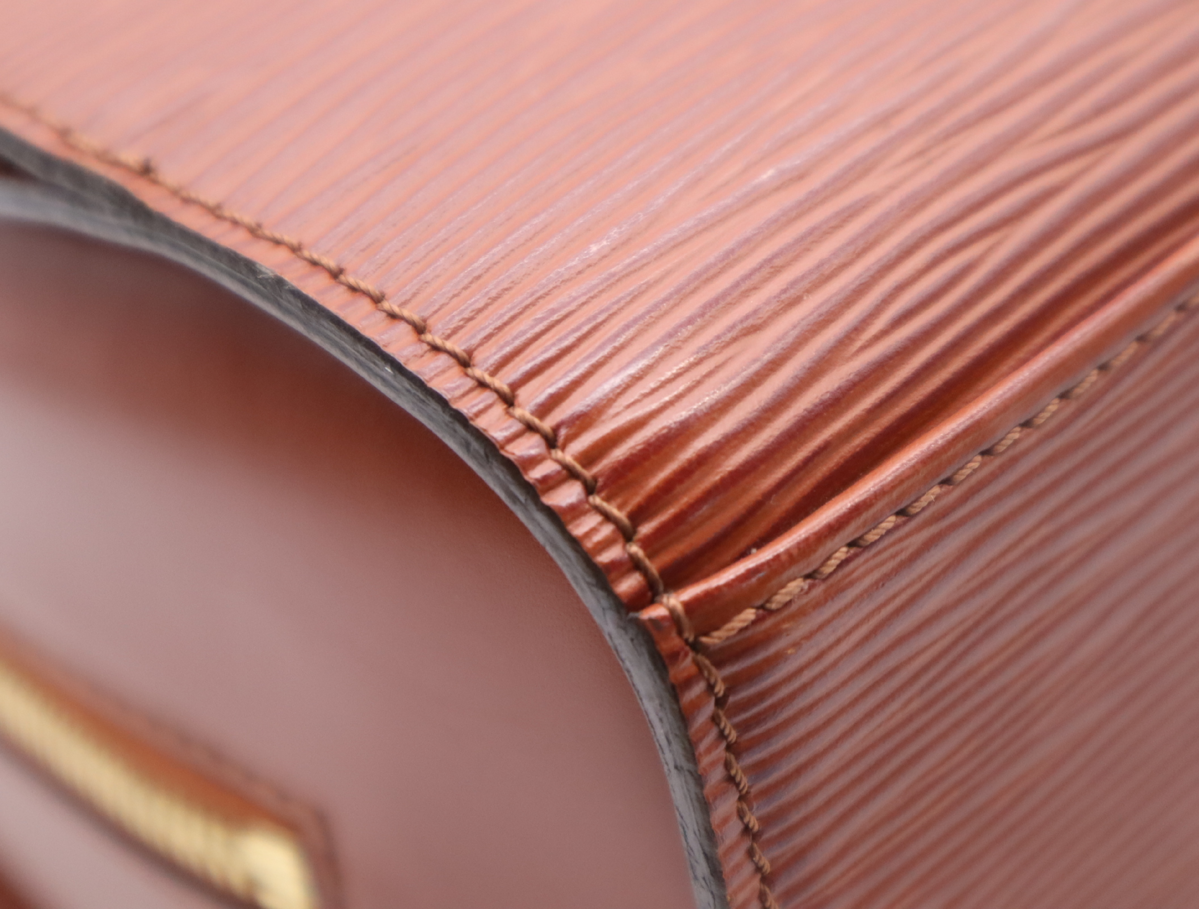 M52053 Epi Pont Neuf Kenya Brown Handbag — view 6