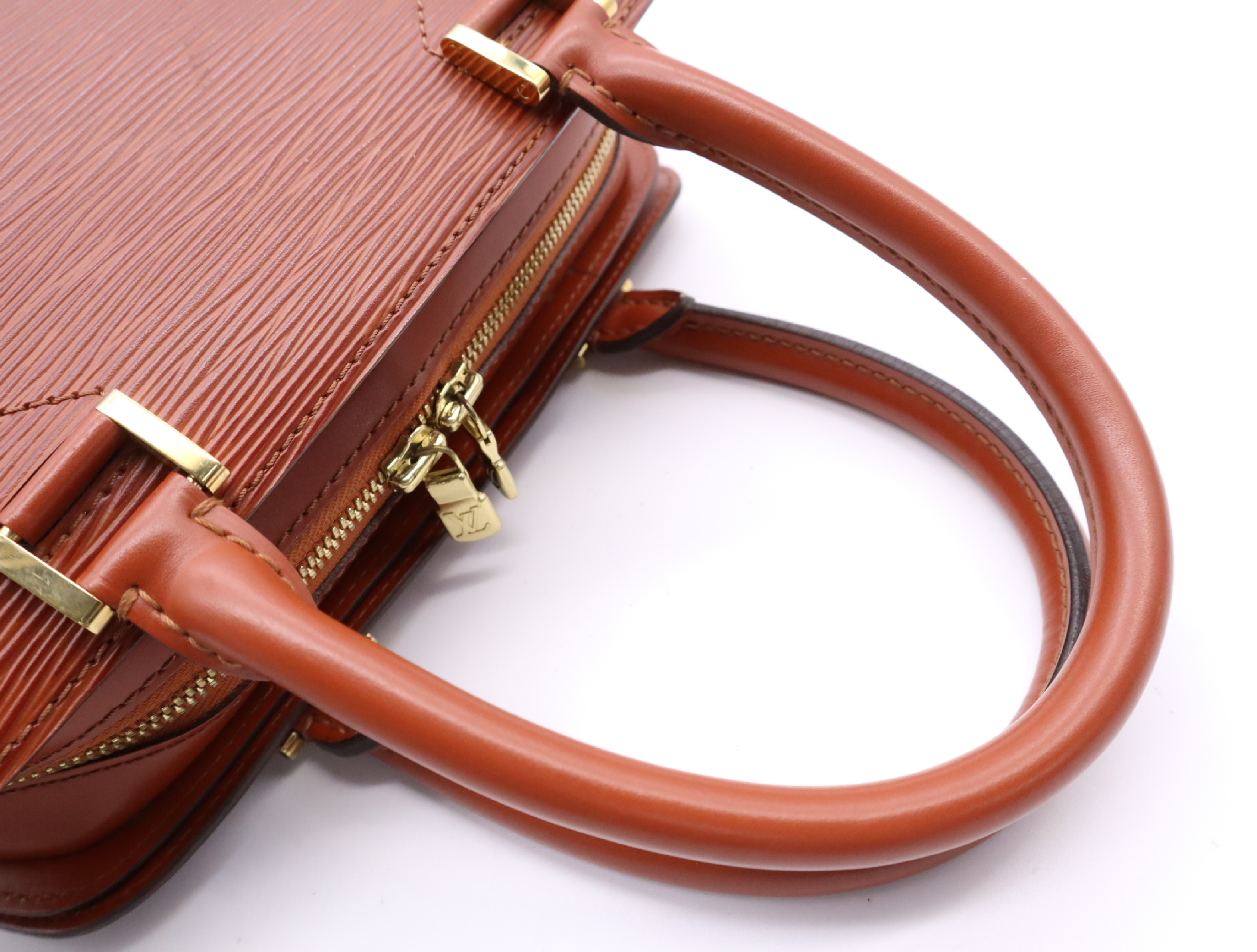 M52053 Epi Pont Neuf Kenya Brown Handbag — view 10