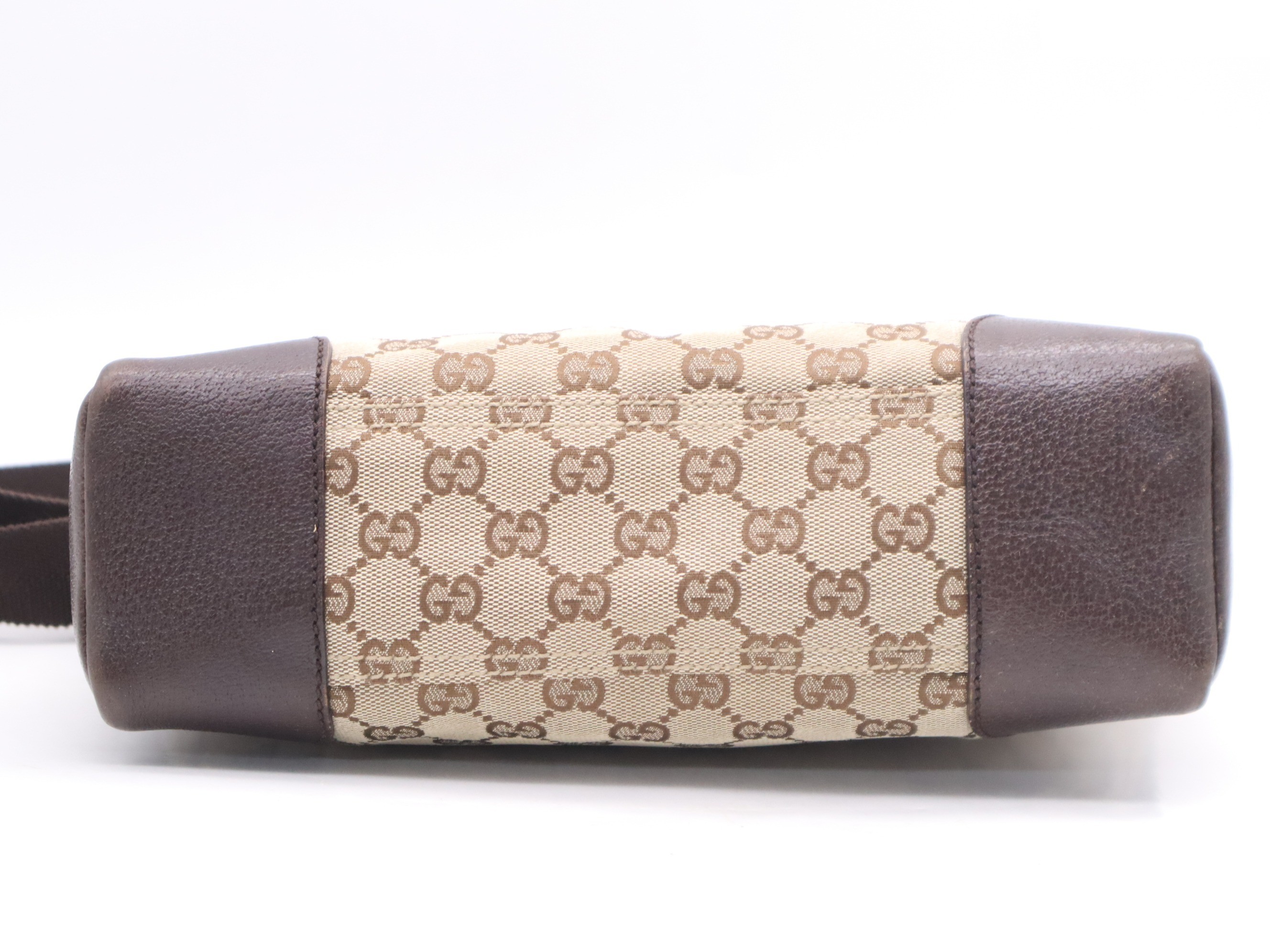 GG Canvas GG Pattern Shoulder Bag Beige Brown — view 4