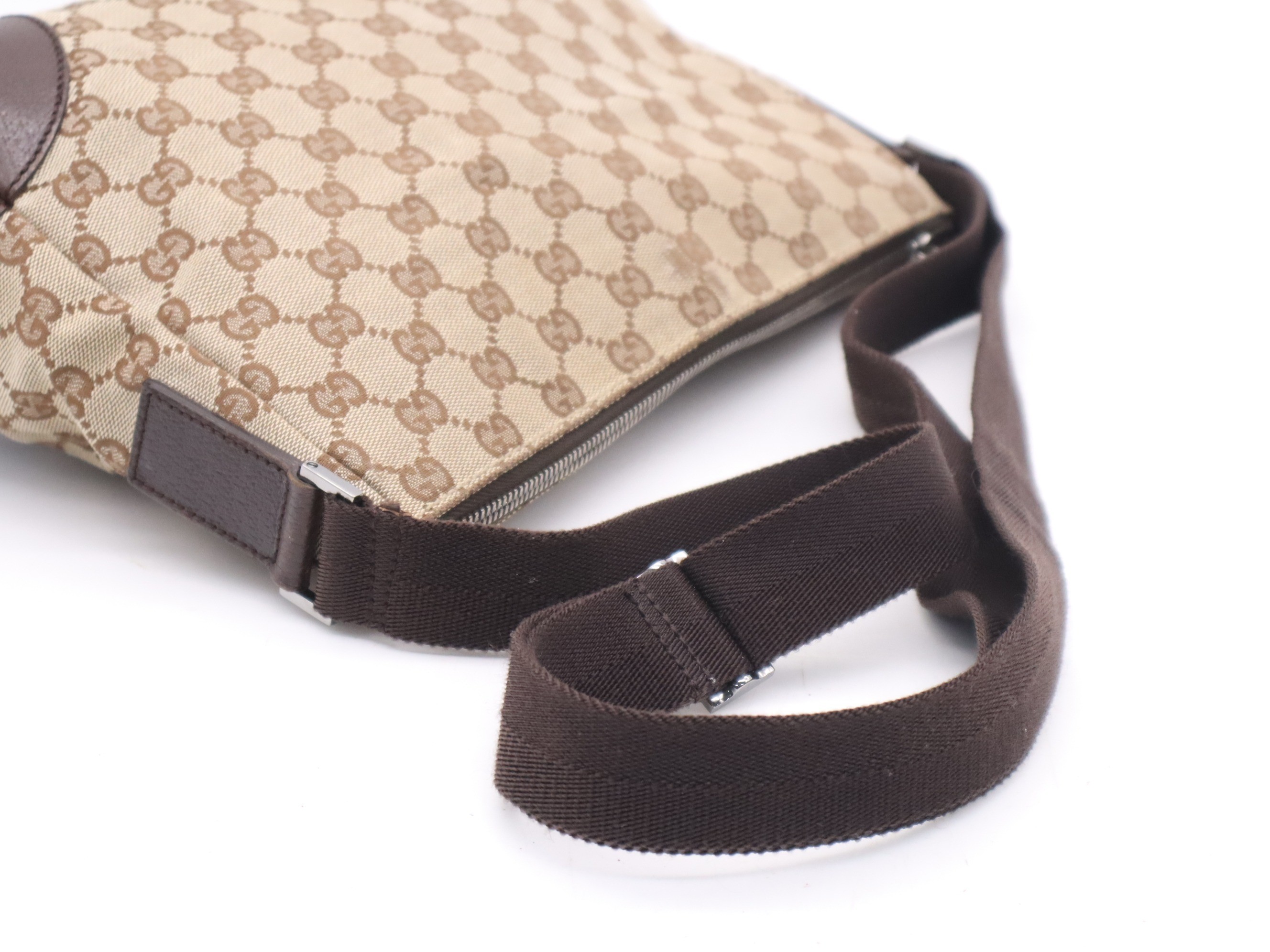 GG Canvas GG Pattern Shoulder Bag Beige Brown — view 6