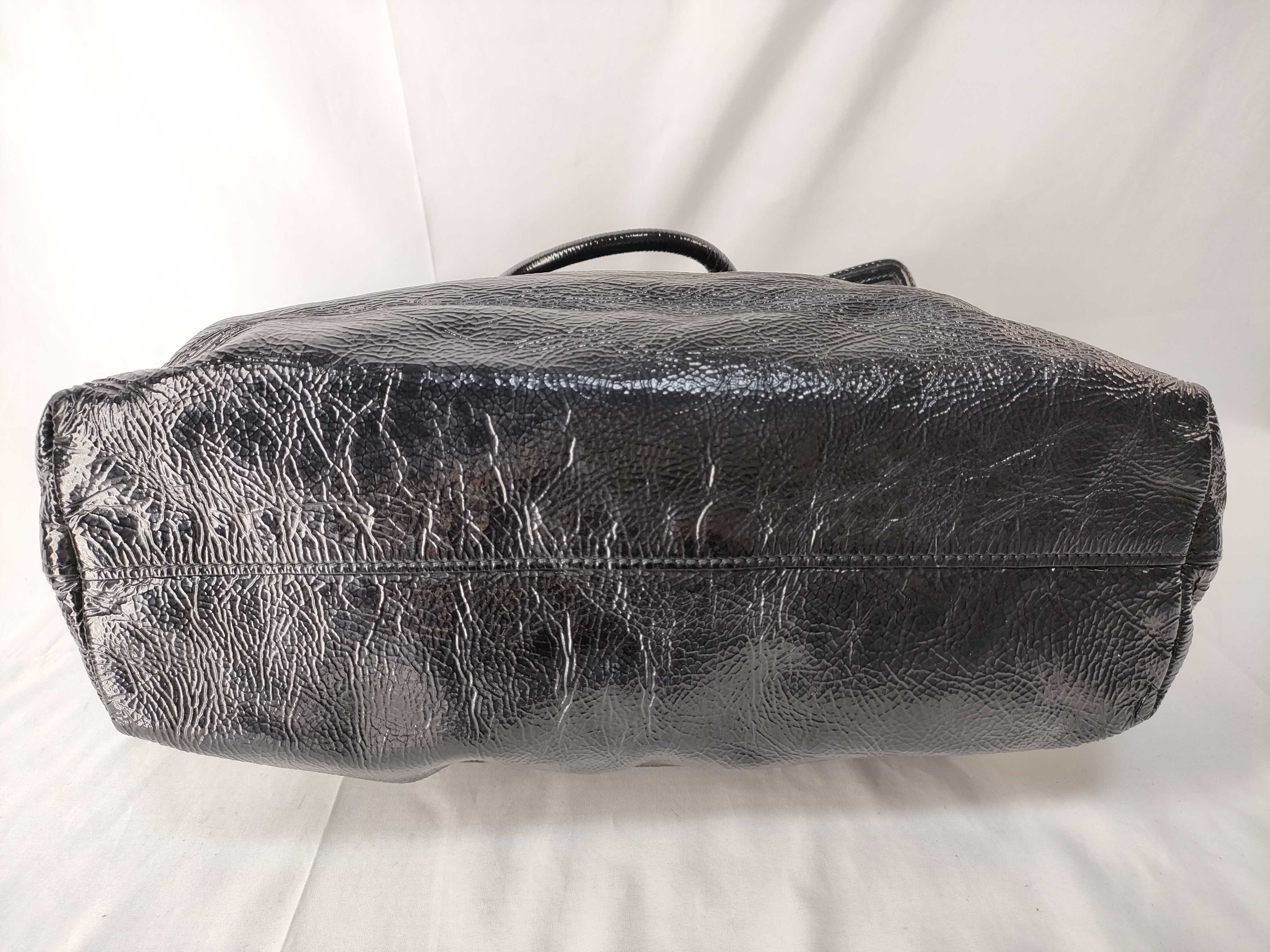 Vitello Daino 2-Way Black Patent Bag Handbag — view 3