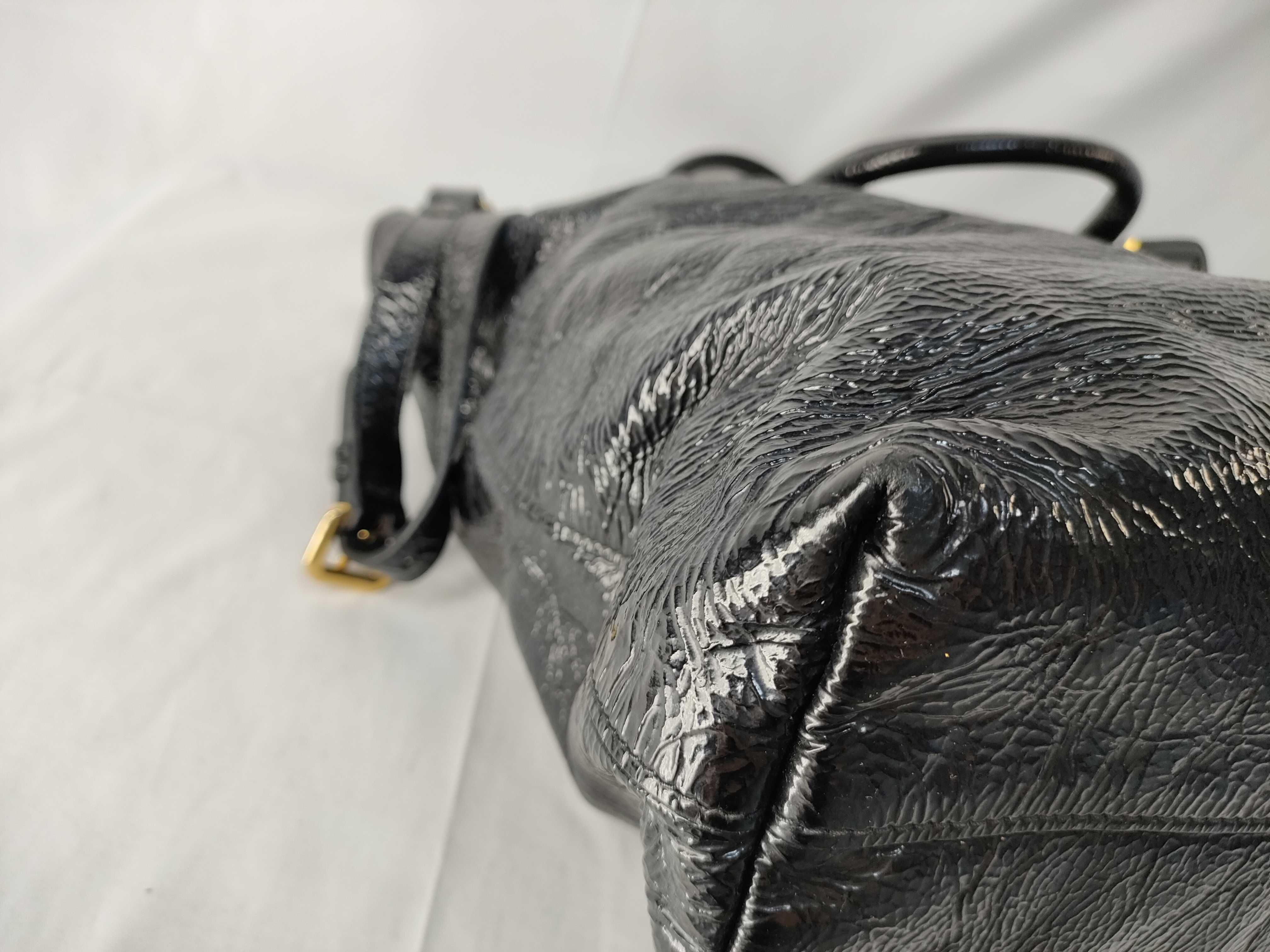 Vitello Daino 2-Way Black Patent Bag Handbag — view 4