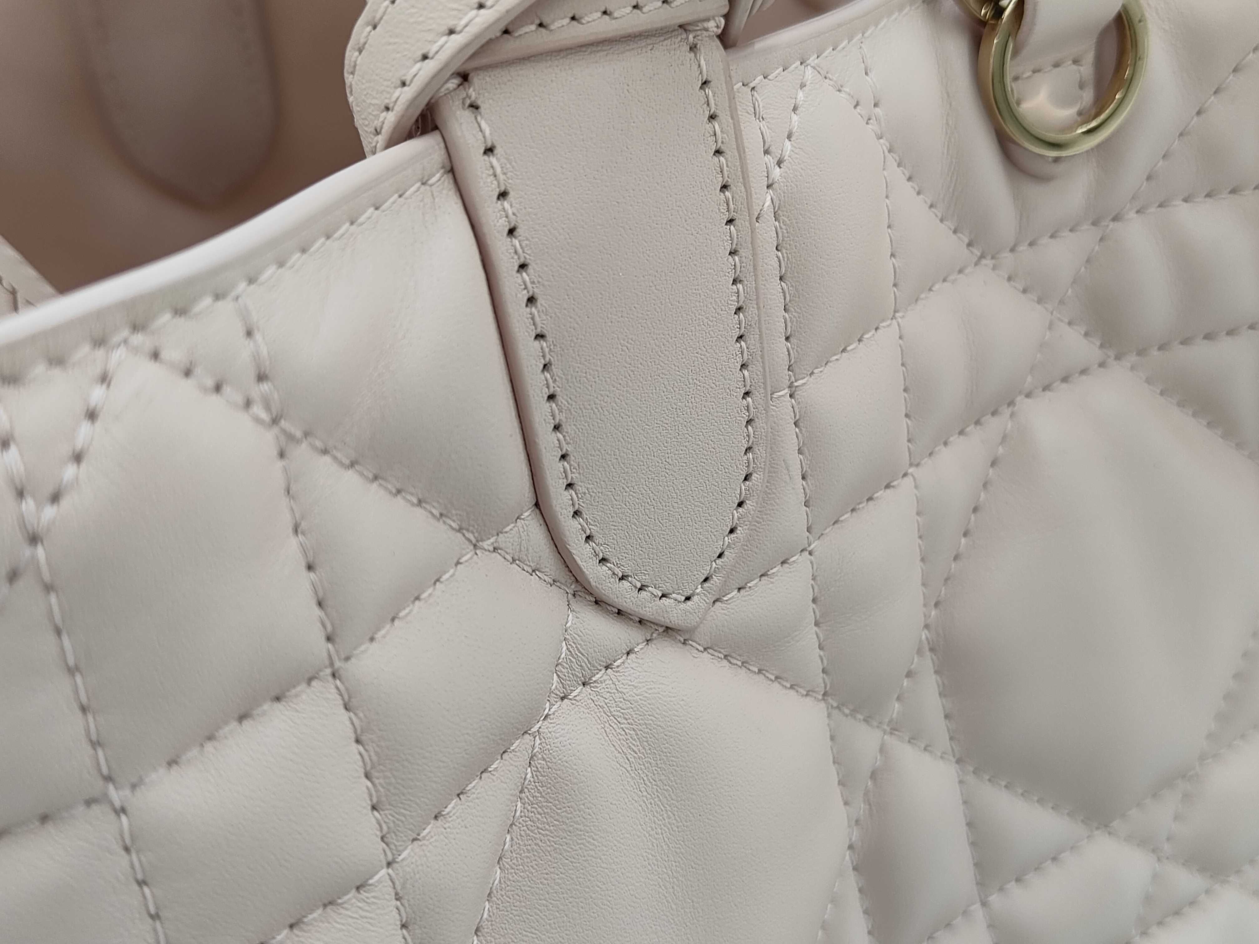 Toujours Medium Handbag — view 6