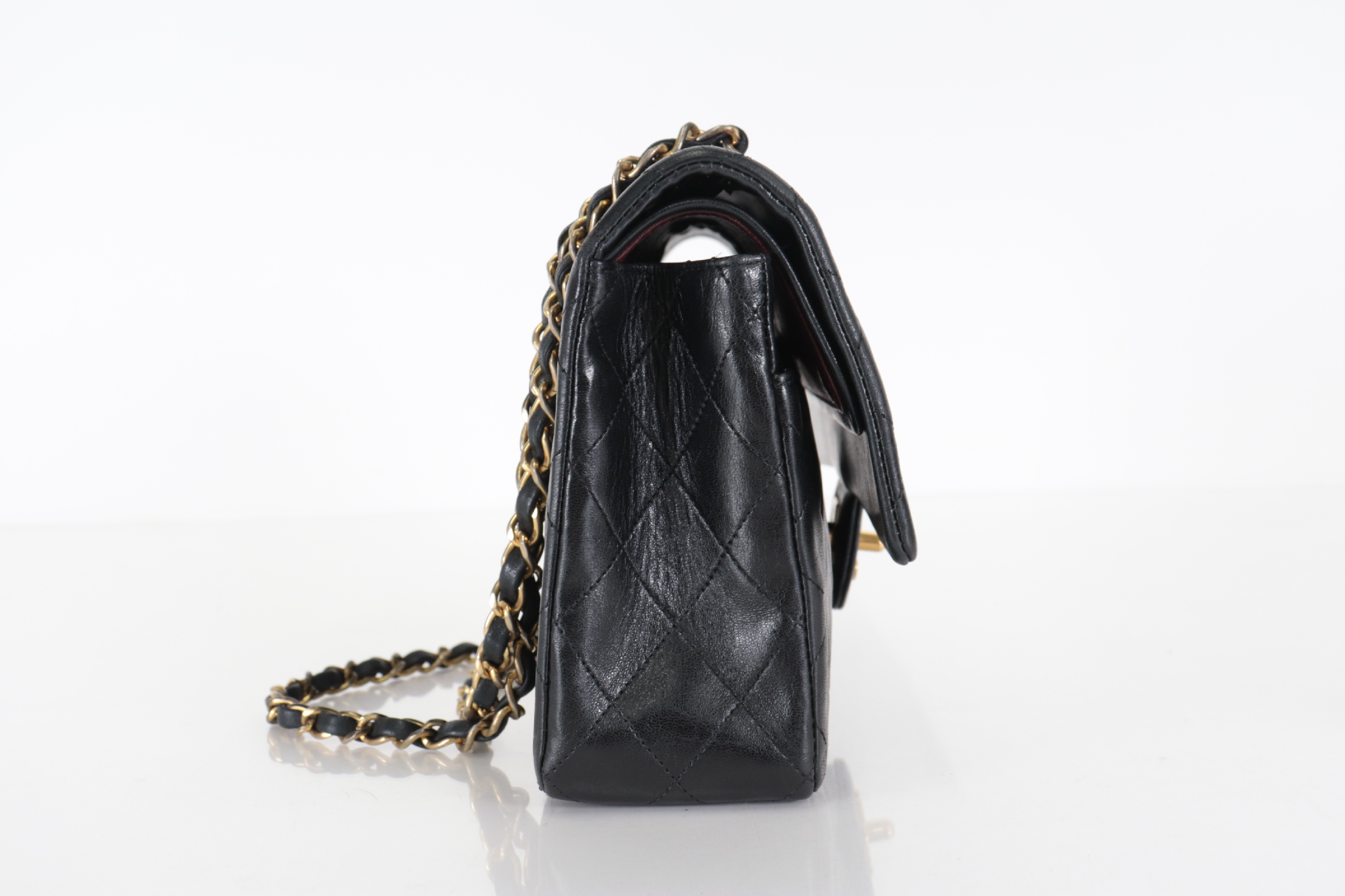 W-flap 25 Lambskin Shoulder Bag (Serial No. 1) — view 3