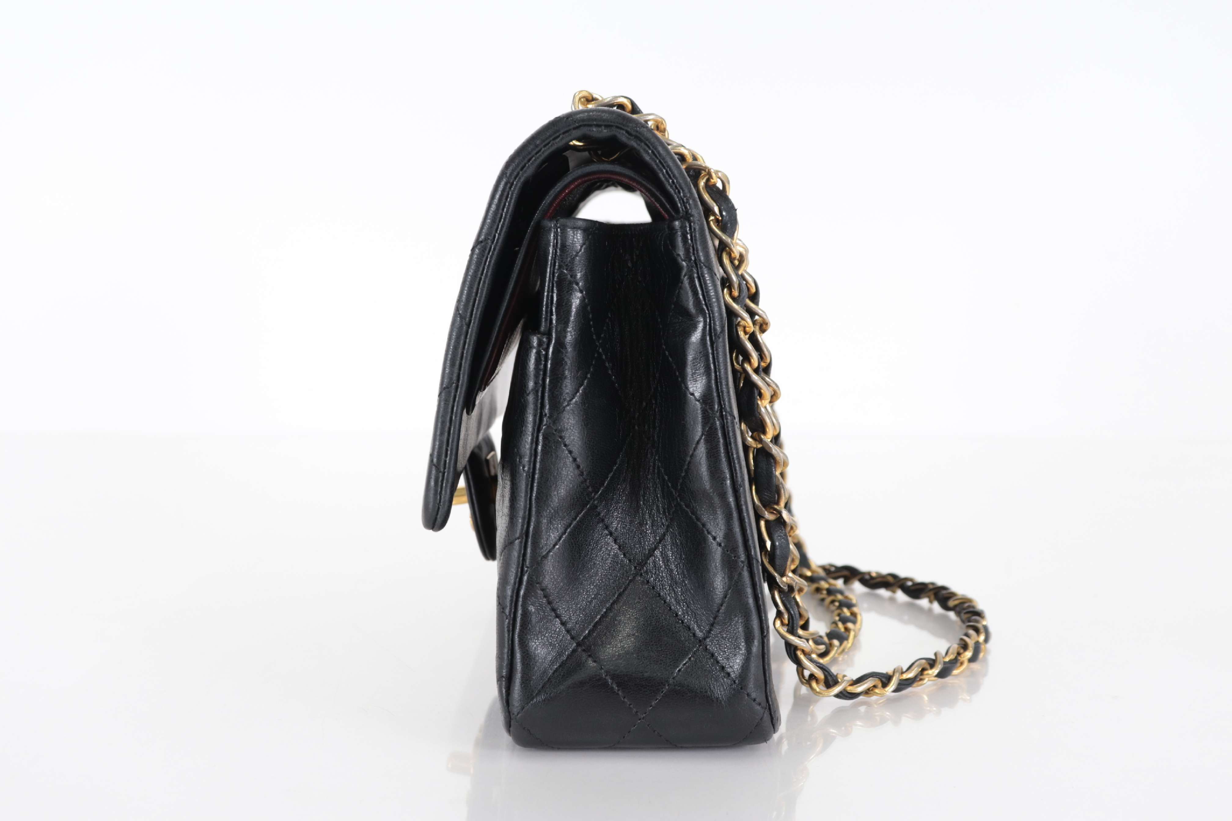 W-flap 25 Lambskin Shoulder Bag (Serial No. 1) — view 4