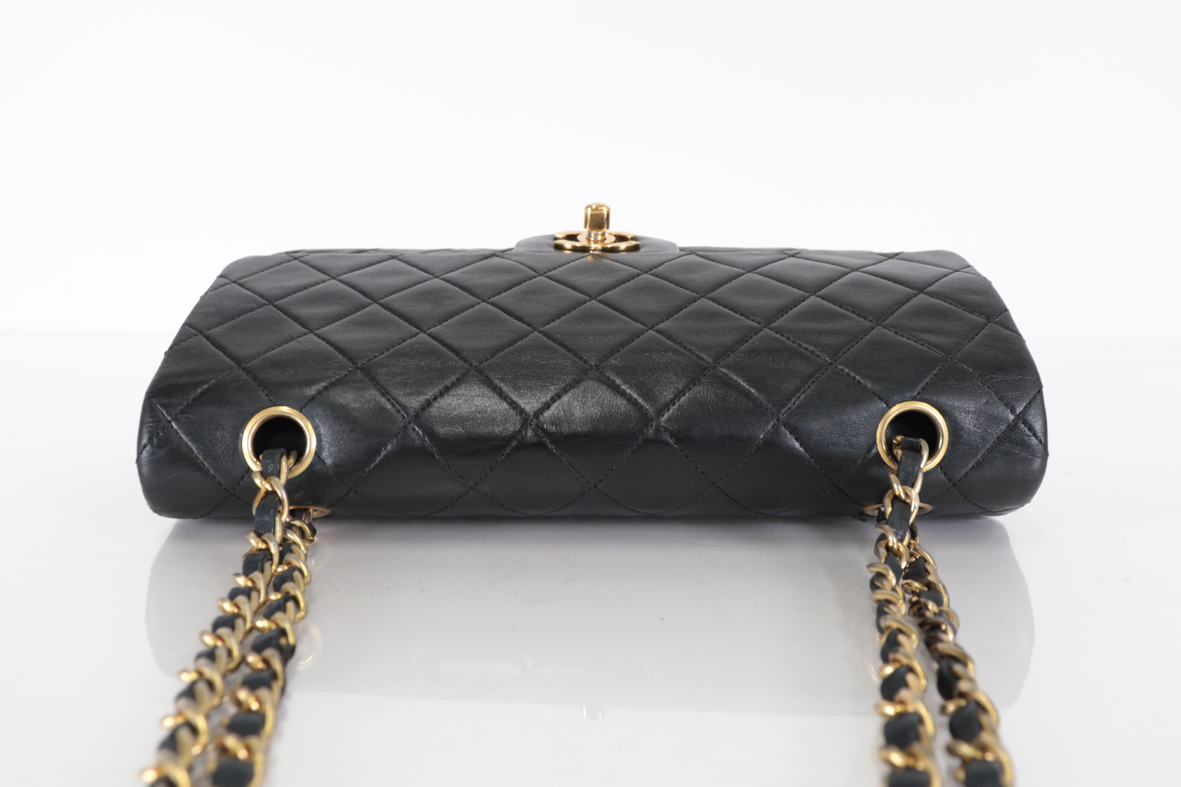 W-flap 25 Lambskin Shoulder Bag (Serial No. 1) — view 5