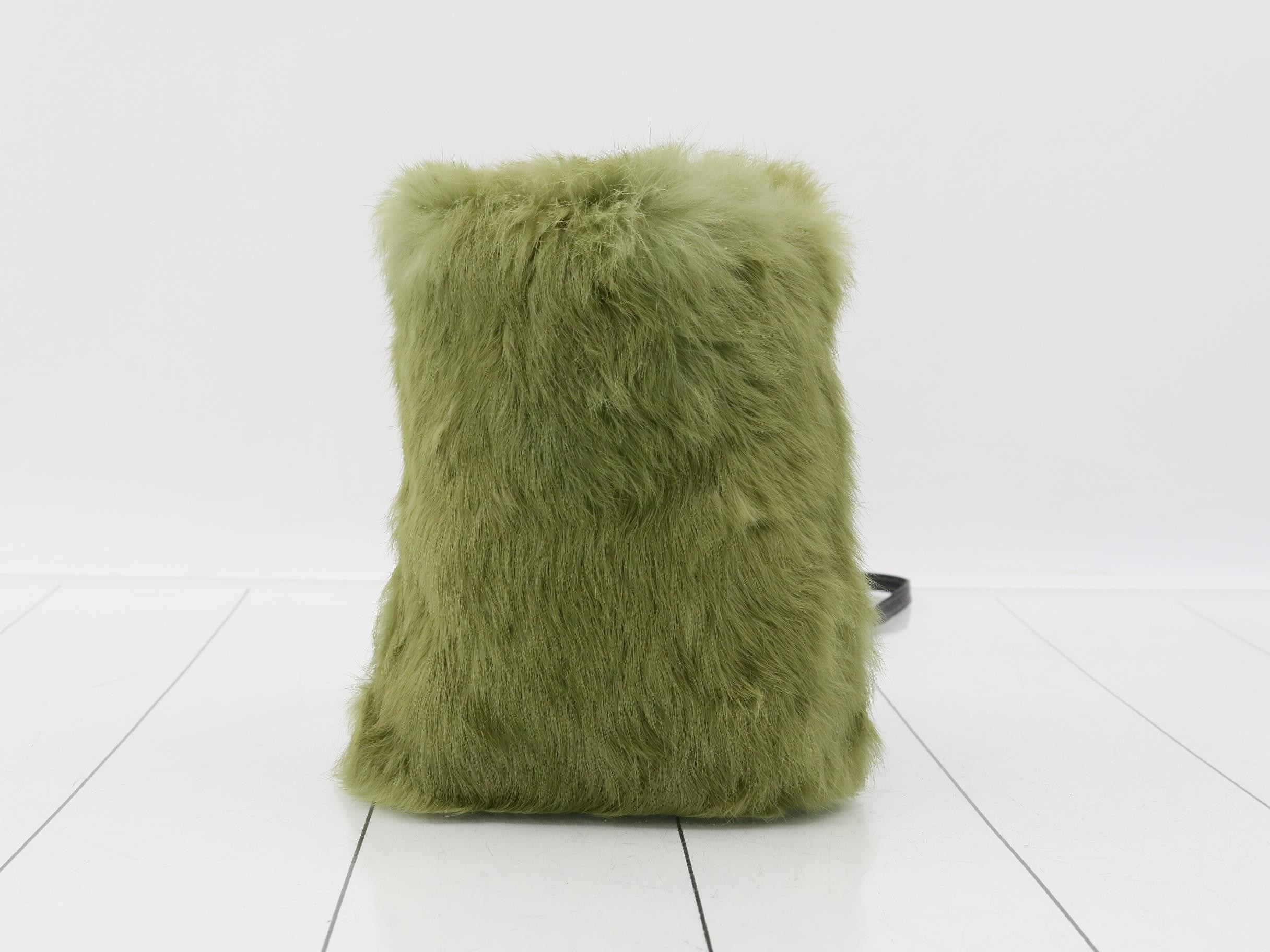 Other lines: Bags/Shoulder bags, Fur, Green — view 2