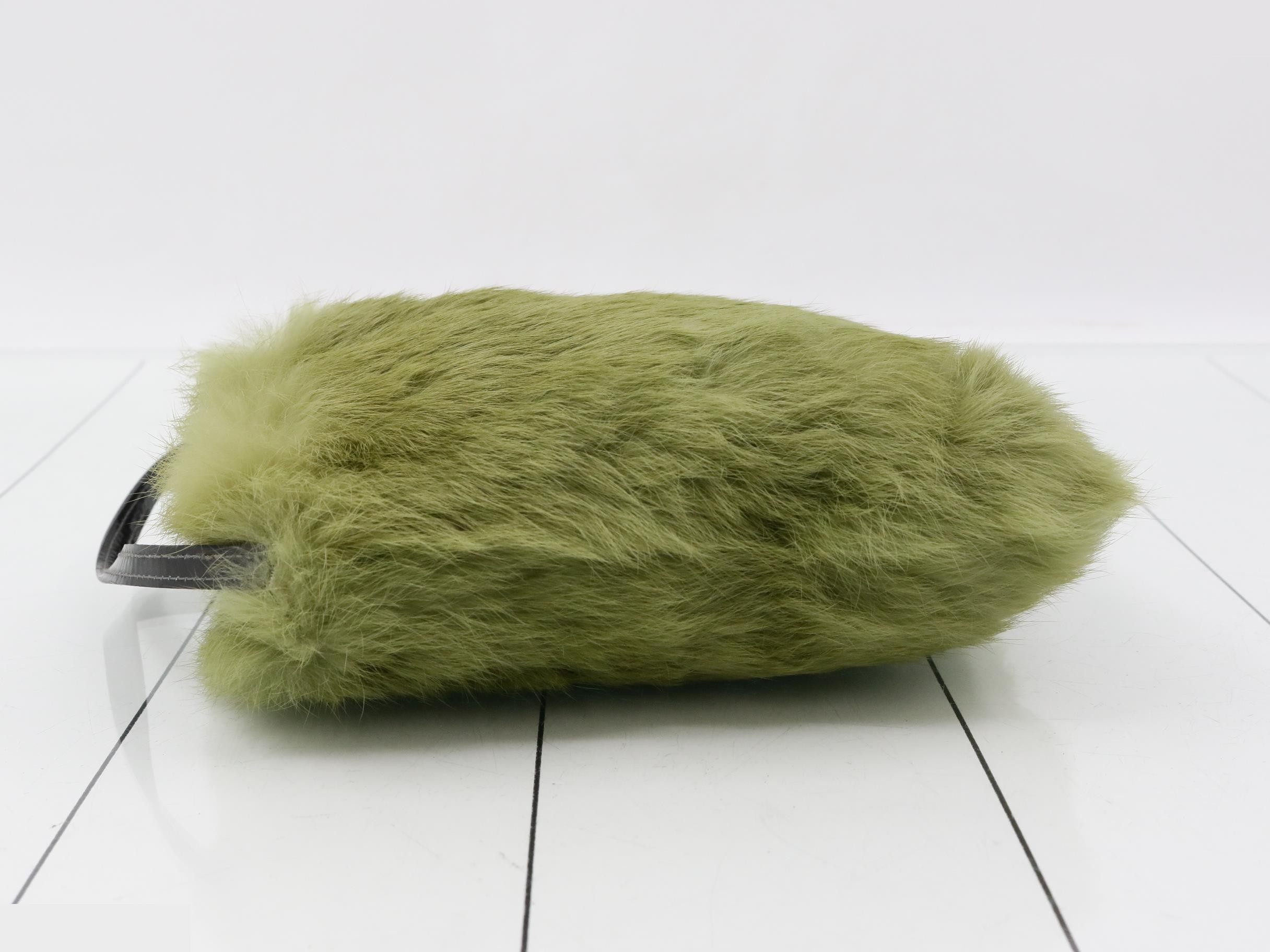 Other lines: Bags/Shoulder bags, Fur, Green — view 4