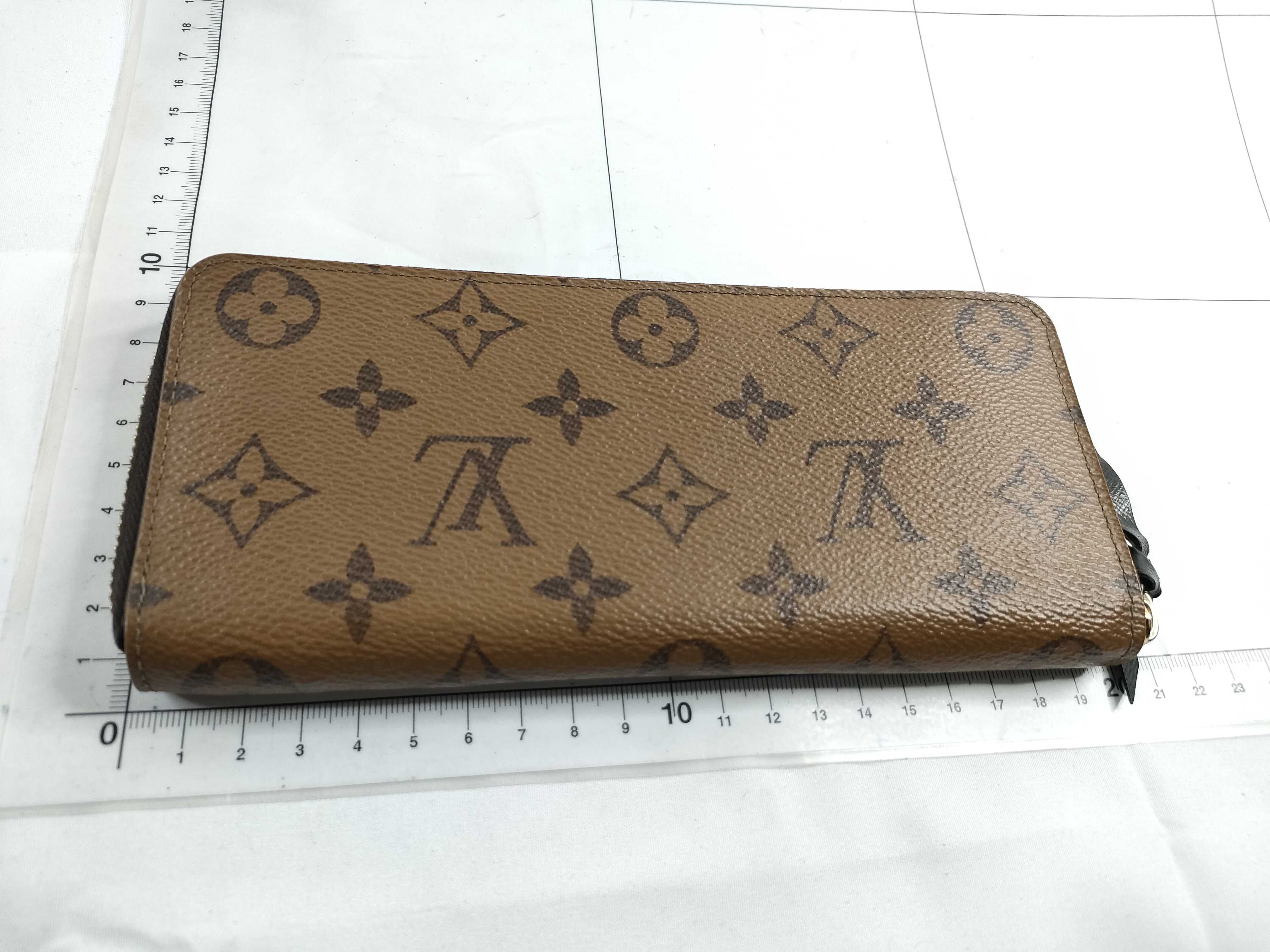 Monogram Reverse Portefeuille Clemence M82336 Wallet — view 2