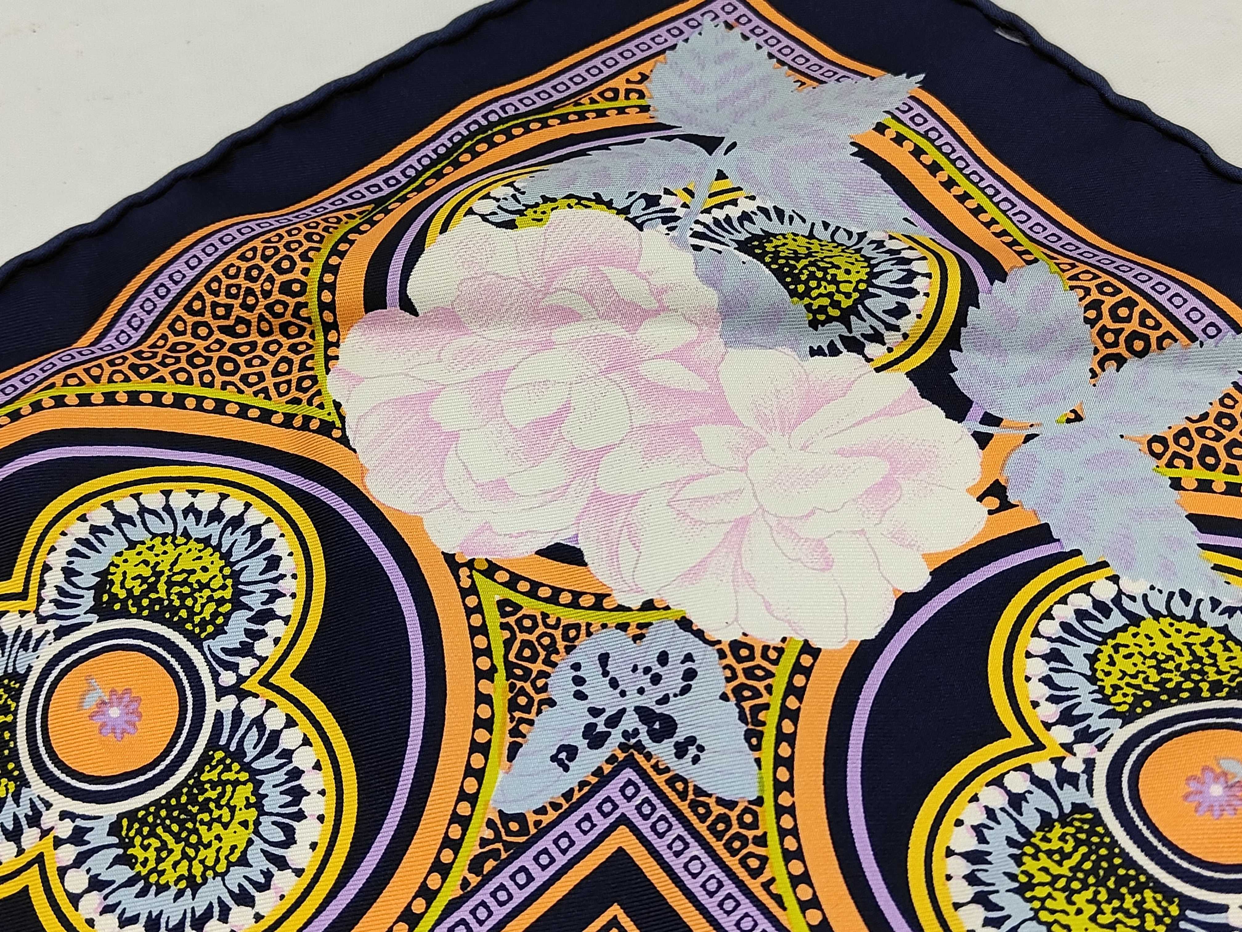 scarf, Dior other accessories, and other items. — view 5
