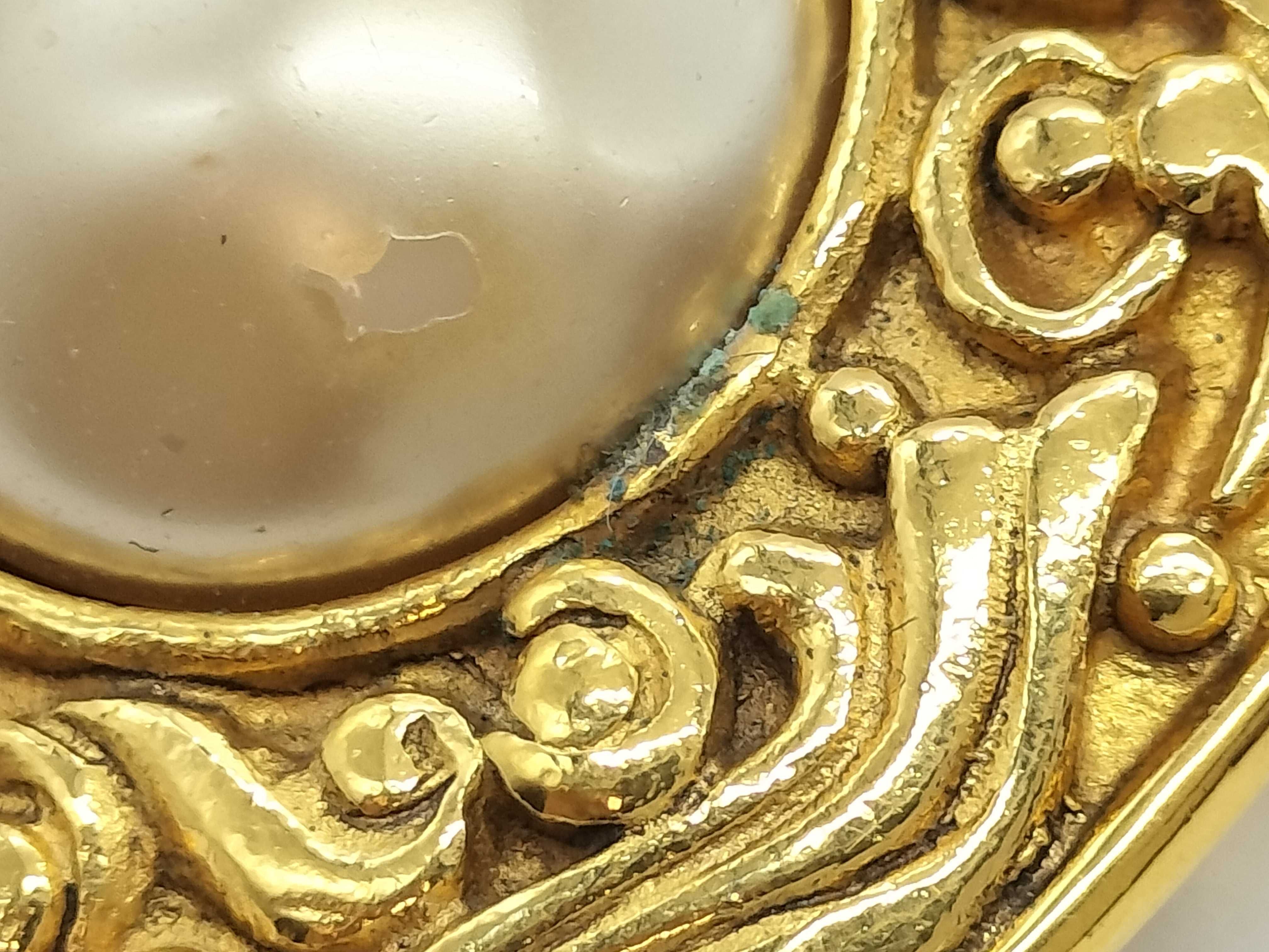 Square Pearl Gold Brooch — view 7