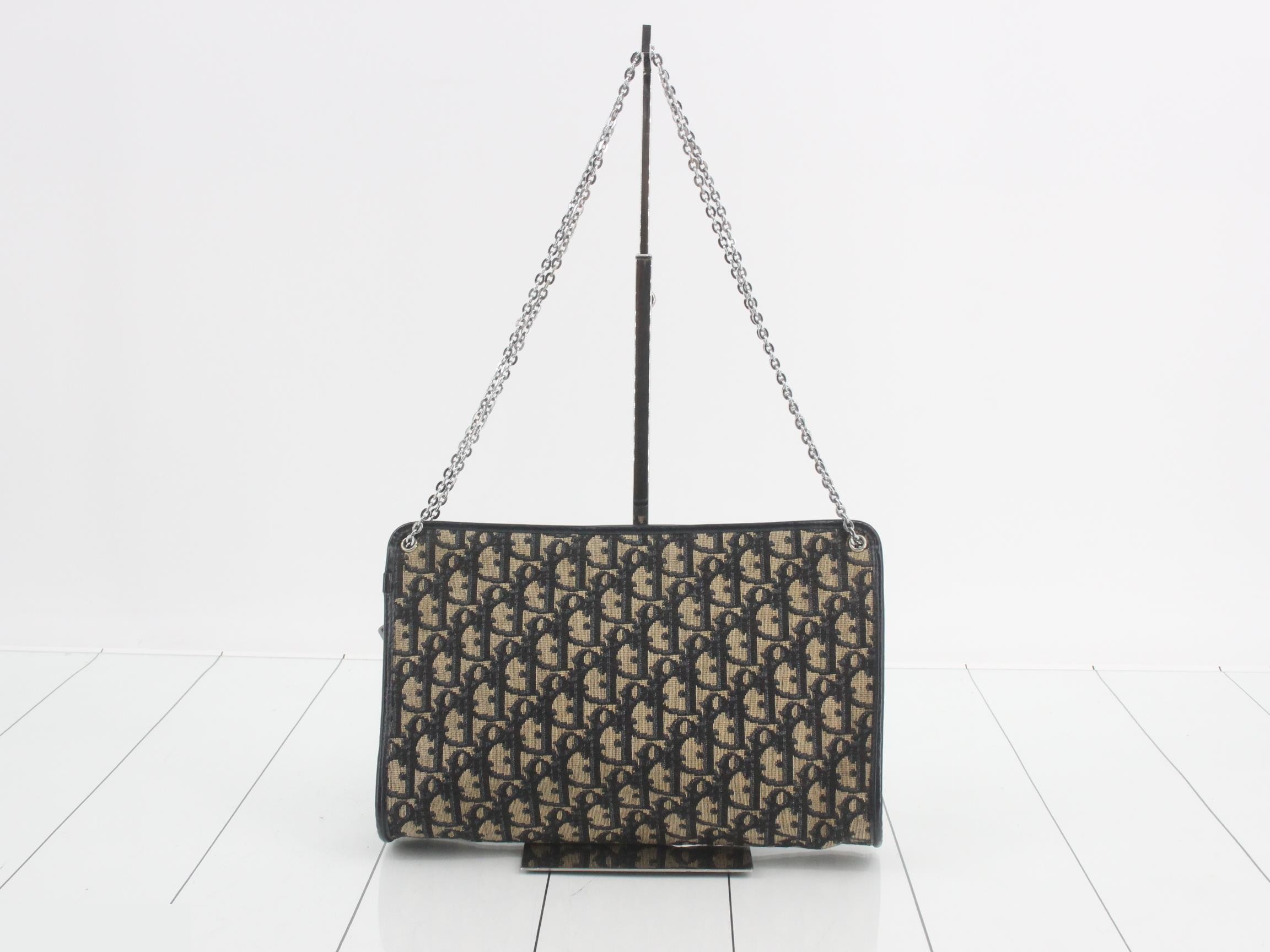 Trotter Canvas Leather Chain Shoulder Bag — view 2