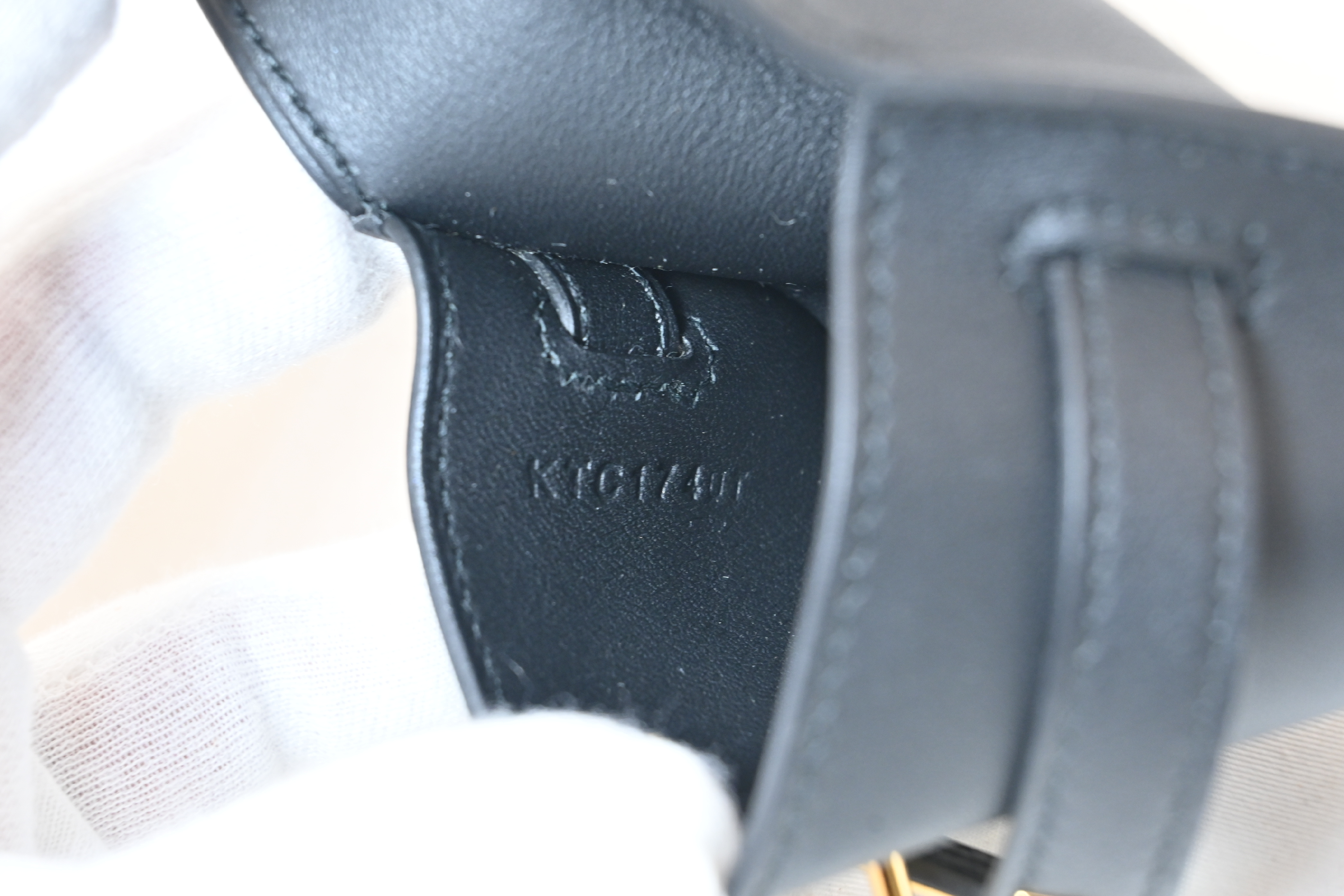 Kelly Festival Charm, Black with Gold Hardware, Swift Leather, Other Accessories — view 10