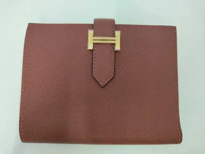 Bearn Compact Wallet, Rouge H, Veau Epsom Leather, W Stamp: 2024 Model