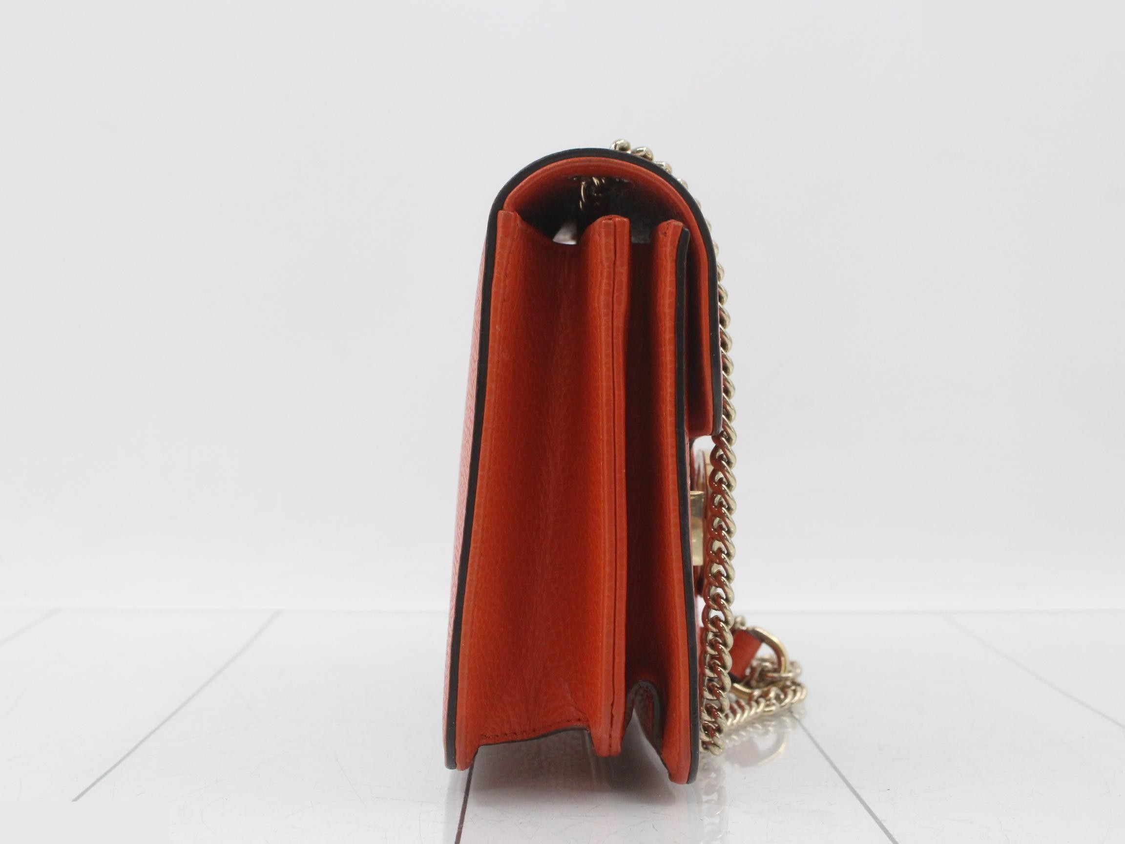 Small leather shoulder bag with interlocking G logo — view 4