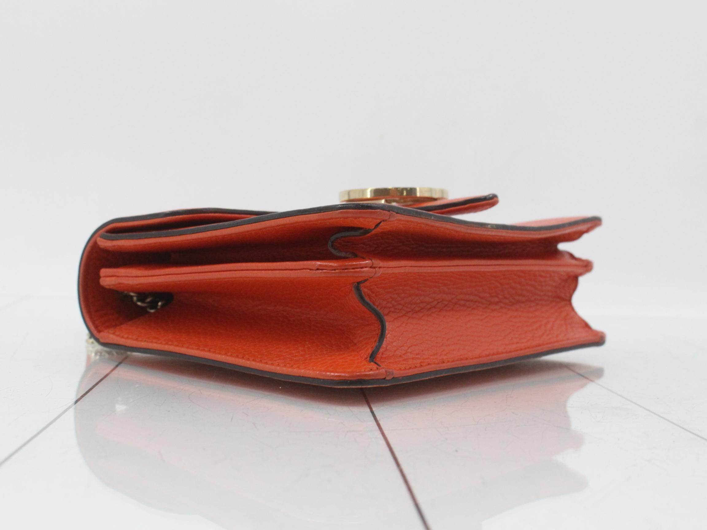 Small leather shoulder bag with interlocking G logo — view 5