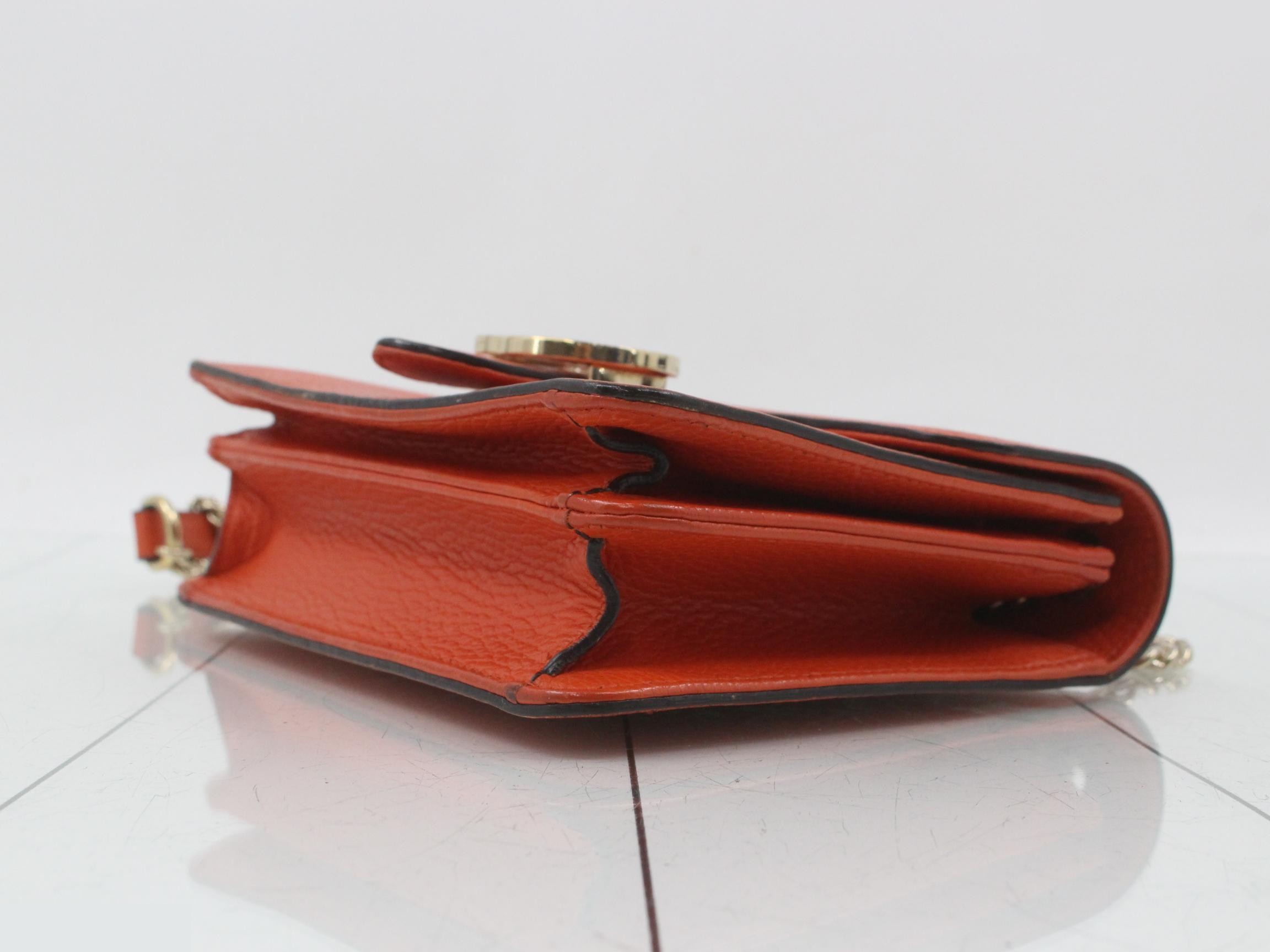 Small leather shoulder bag with interlocking G logo — view 6