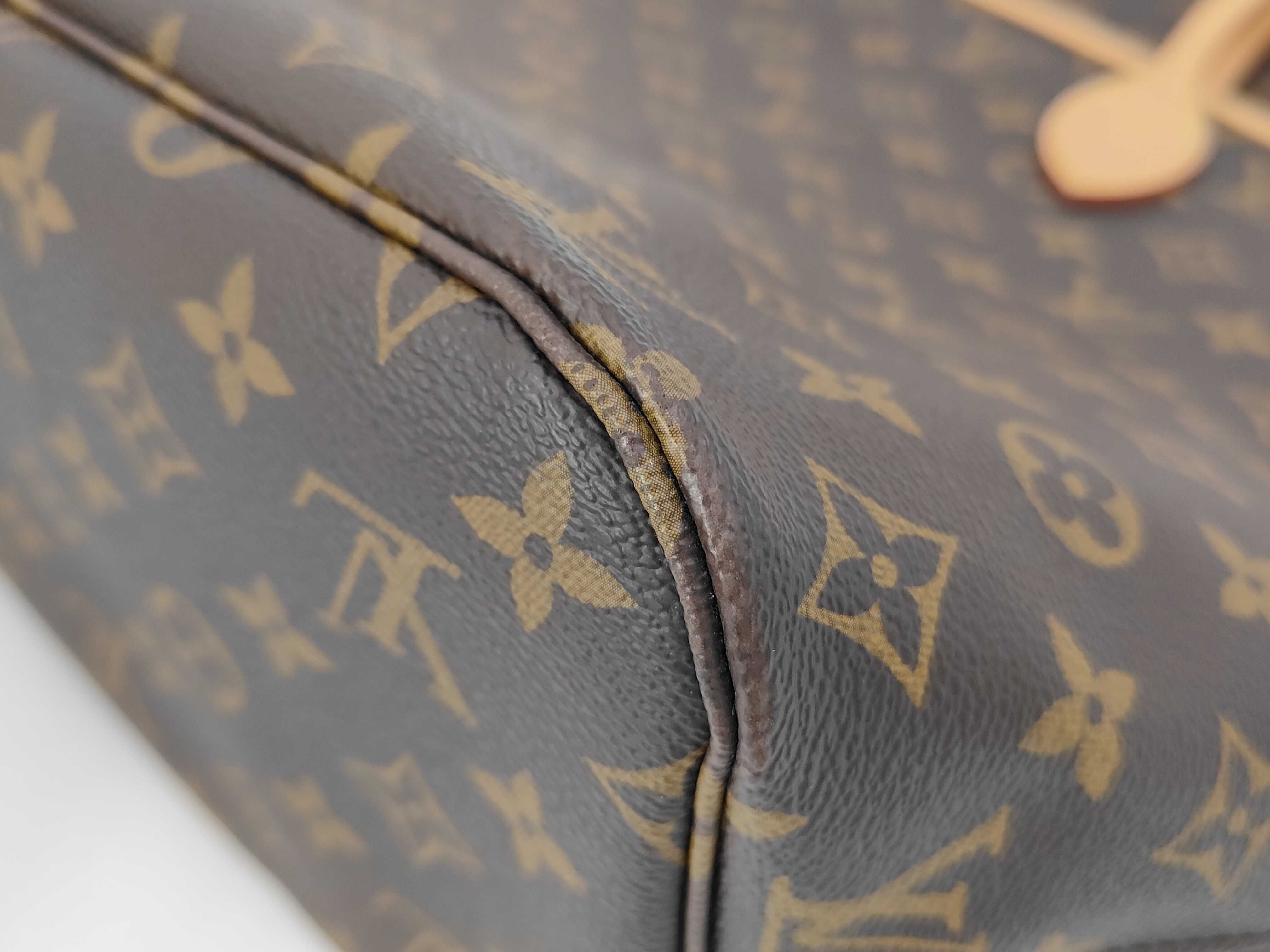 Louis Vuitton Neverfull MM Monogram M41388 Tote Bag — view 4