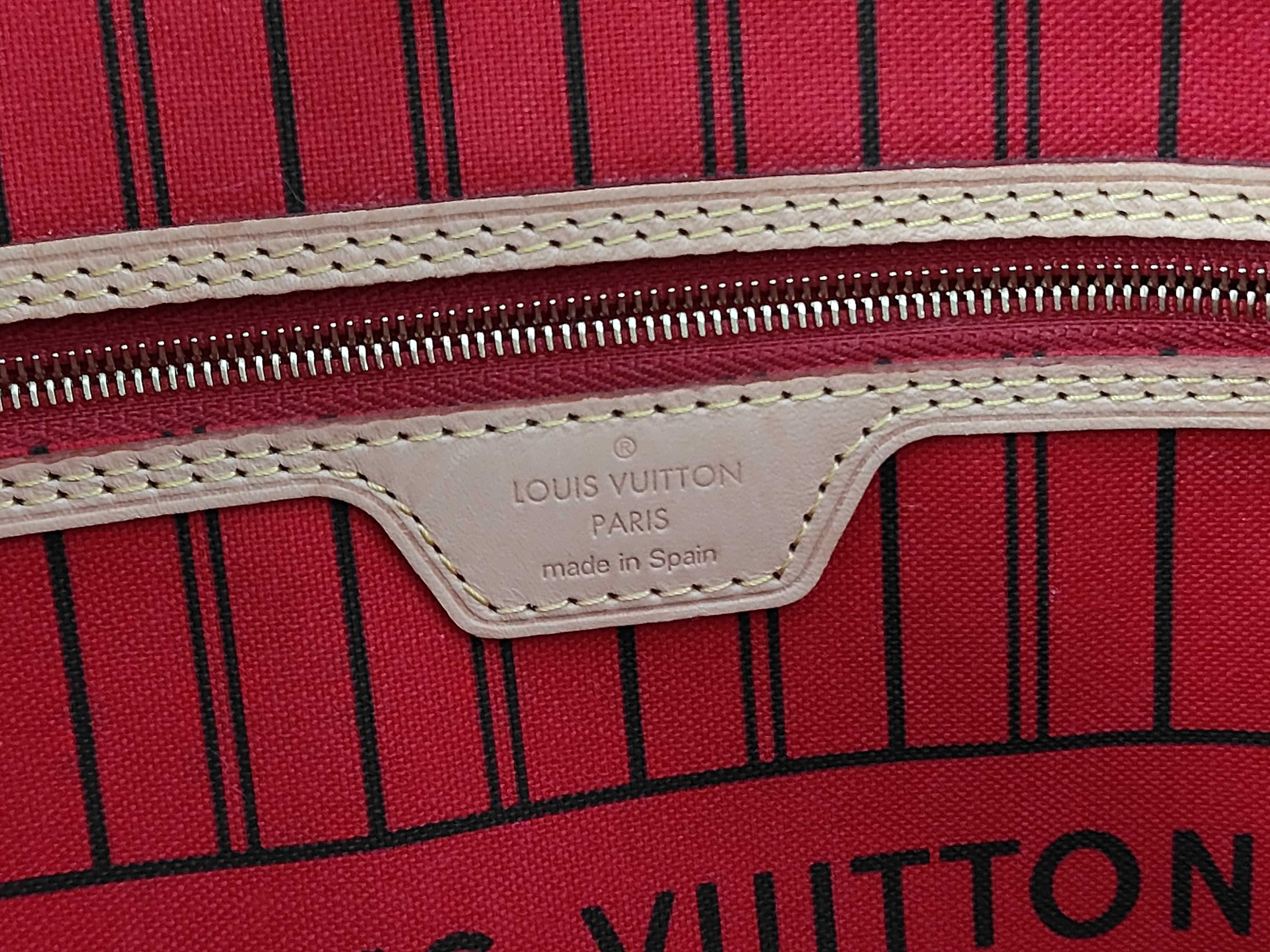 Louis Vuitton Neverfull MM Monogram M41388 Tote Bag — view 9