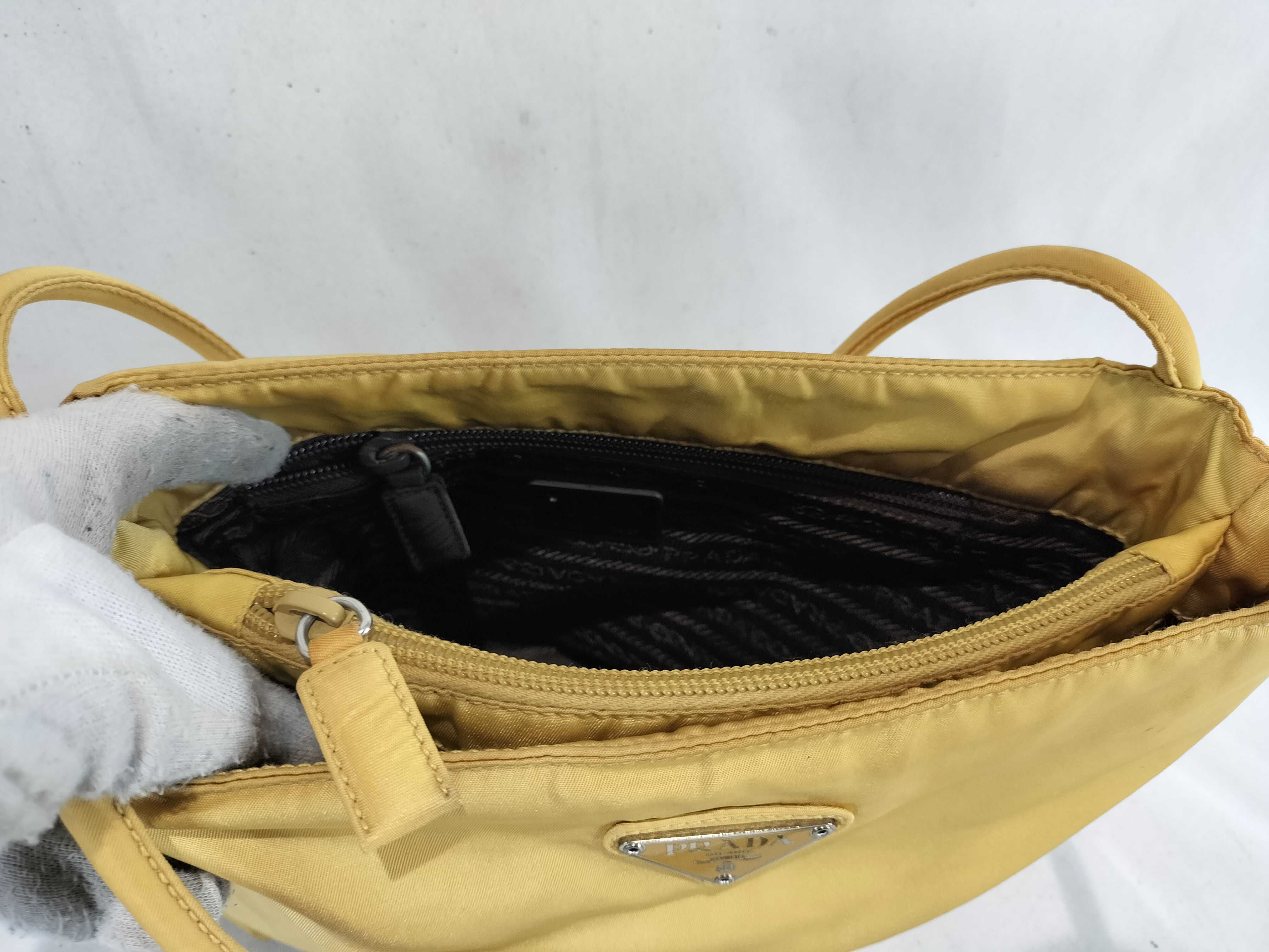 Nylon Tote Bag with Triangle Logo - Handbag — view 9