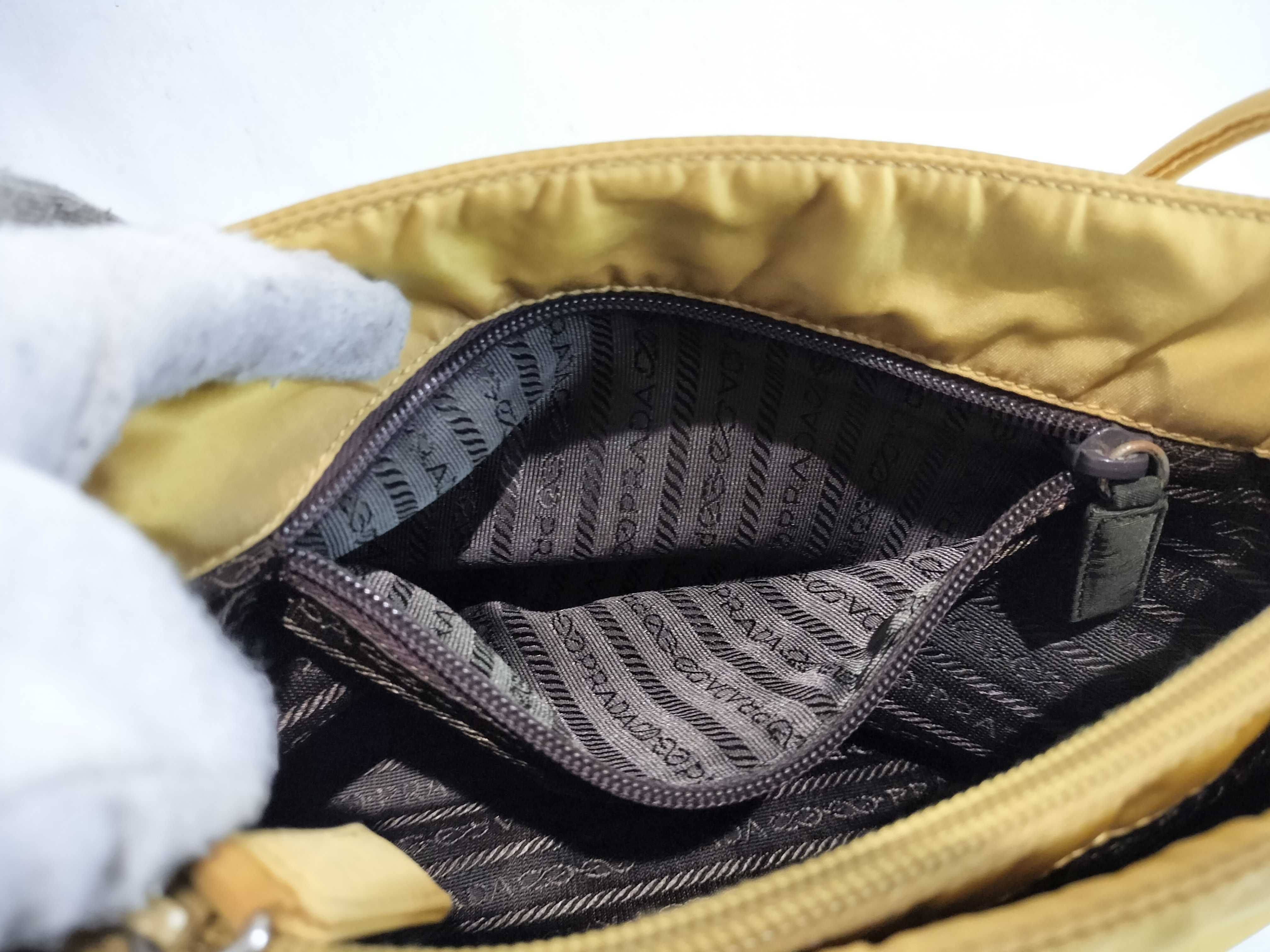 Nylon Tote Bag with Triangle Logo - Handbag — view 10