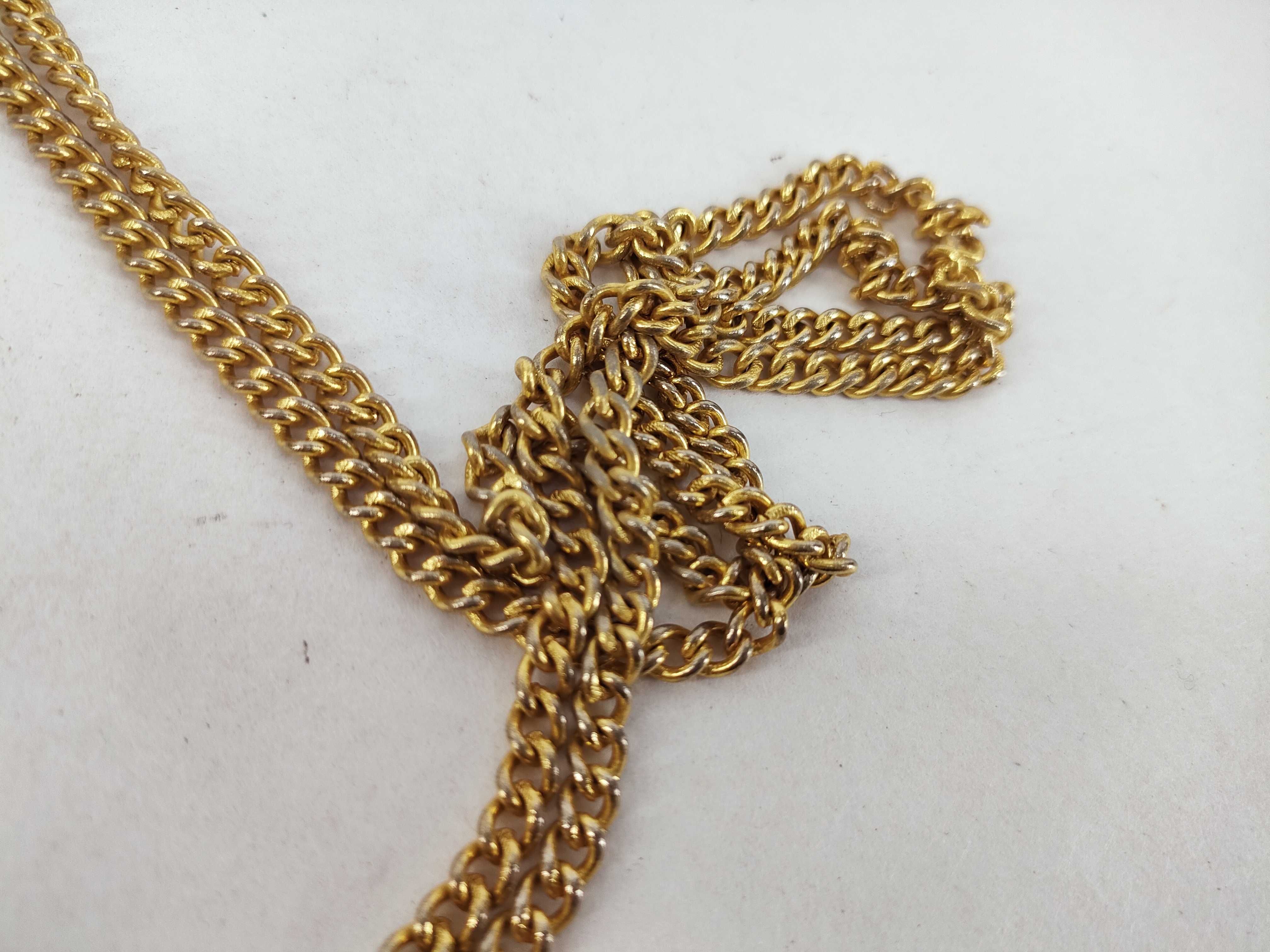 Trotter Vintage Chain Shoulder Bag — view 4