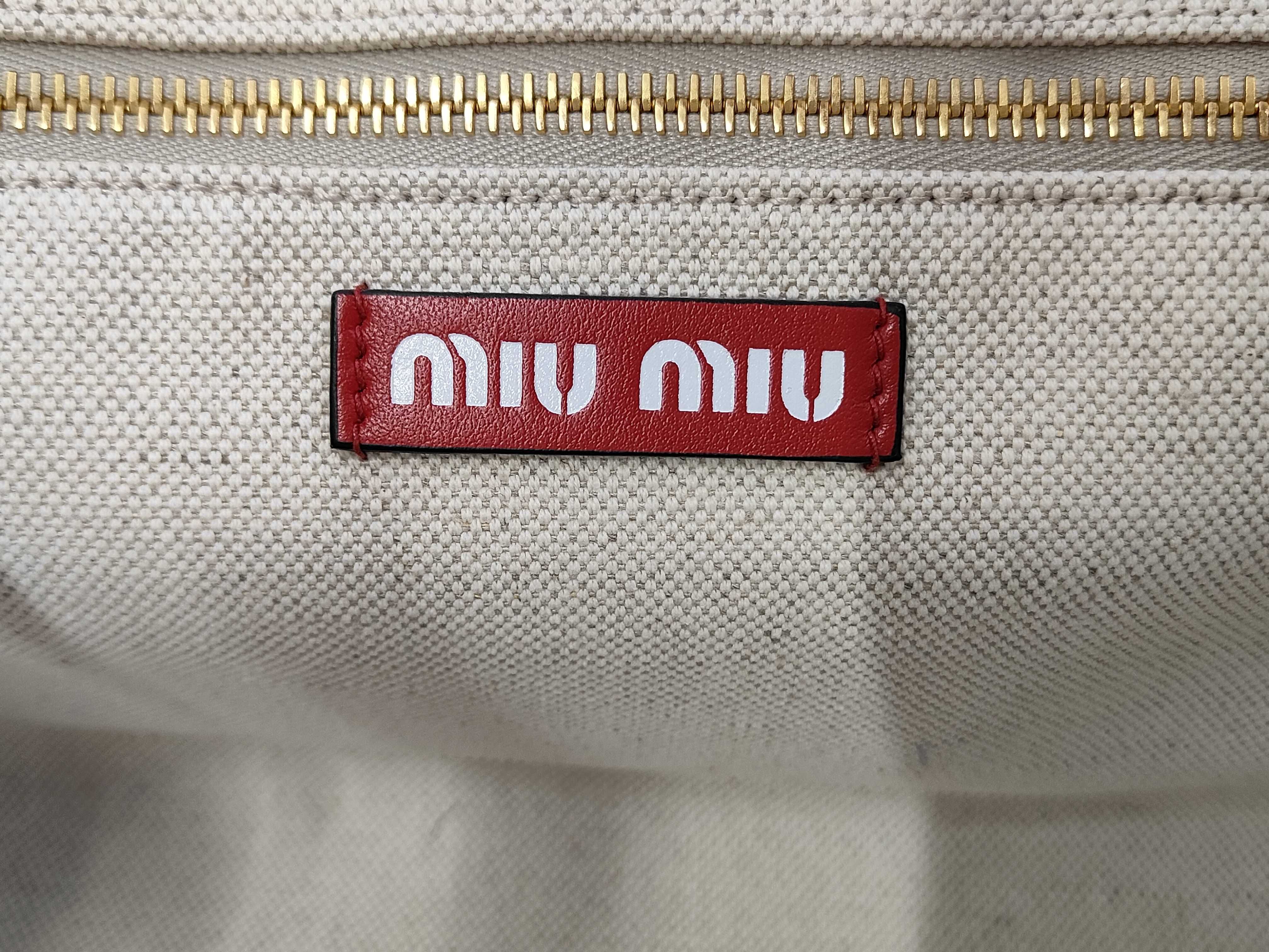 Everywear Canvas Red GD Hardware Handbag — view 9