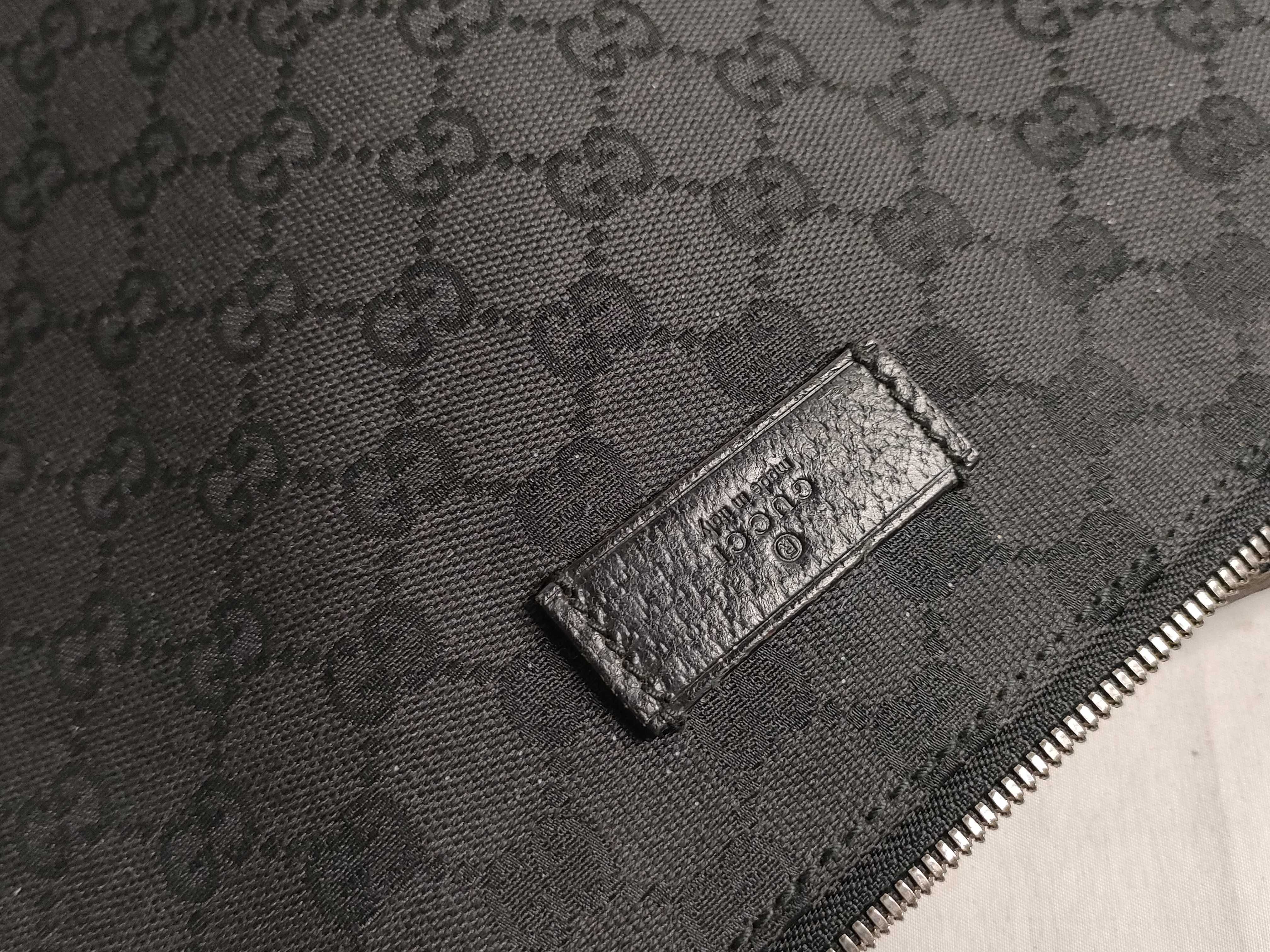 GG Canvas Shoulder Bag — view 14