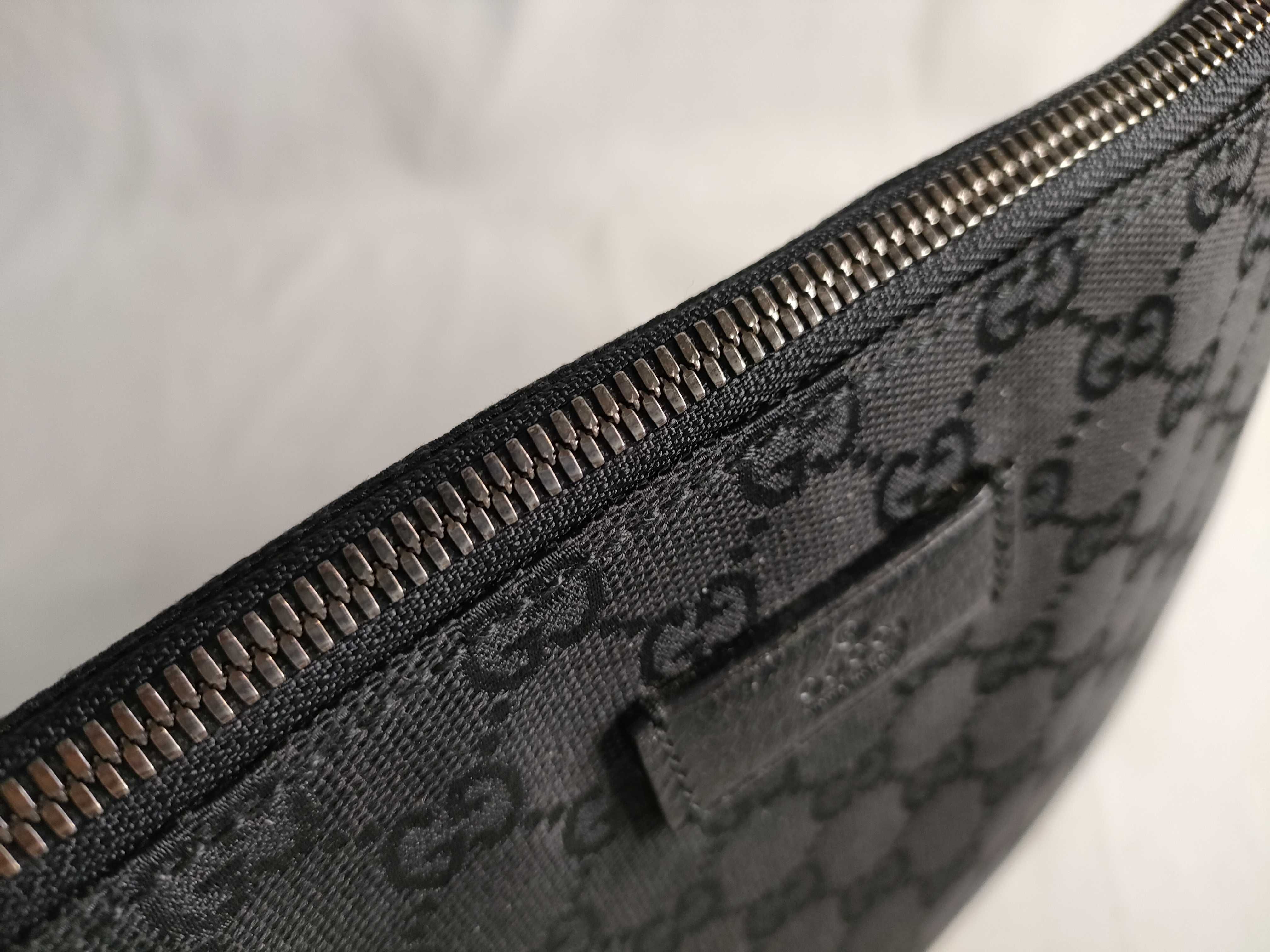GG Canvas Shoulder Bag — view 8