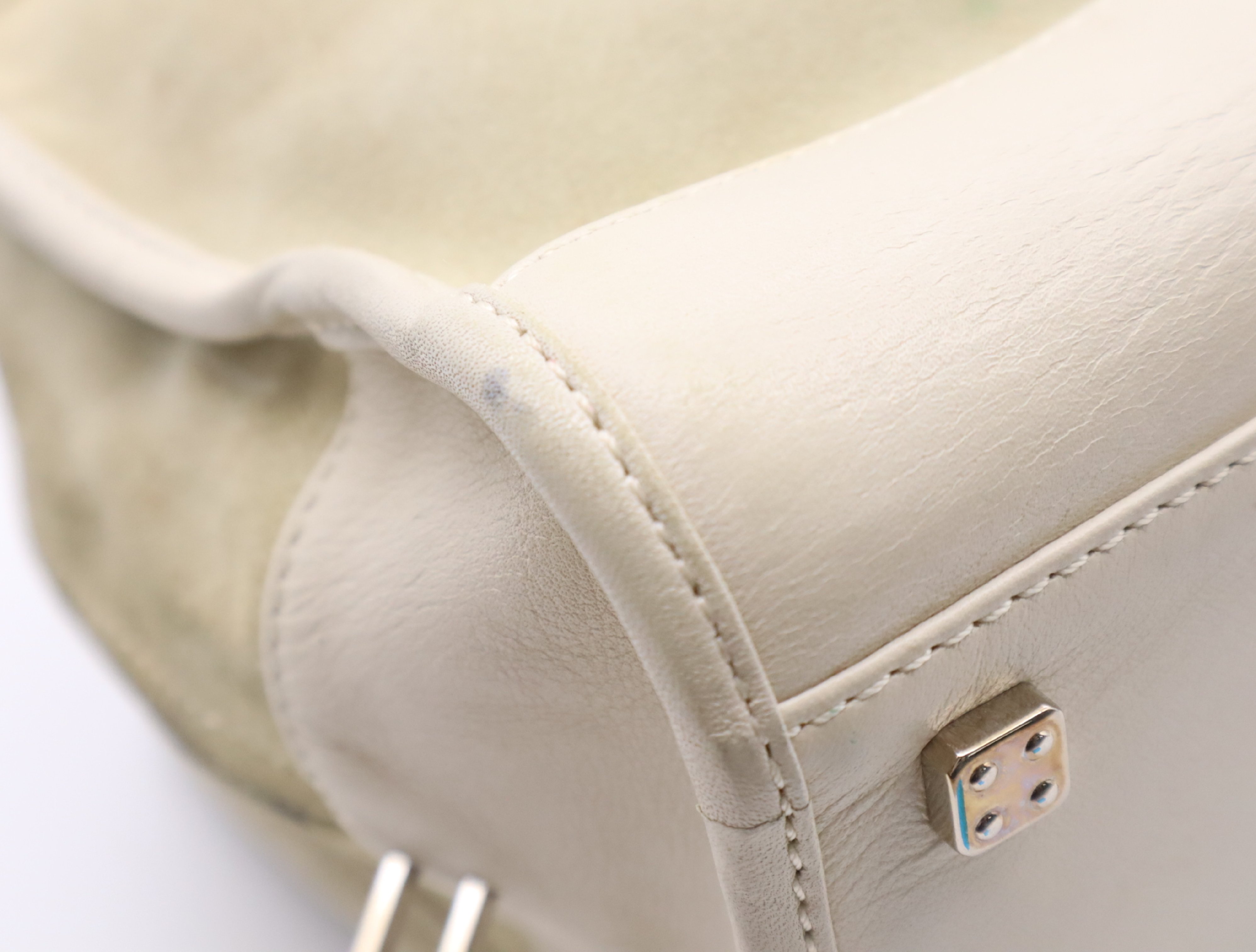 Amazona 28 Suede x Leather Handbag in Beige/Ivory with Silver Hardware, Padlock, and Clochette. — view 6