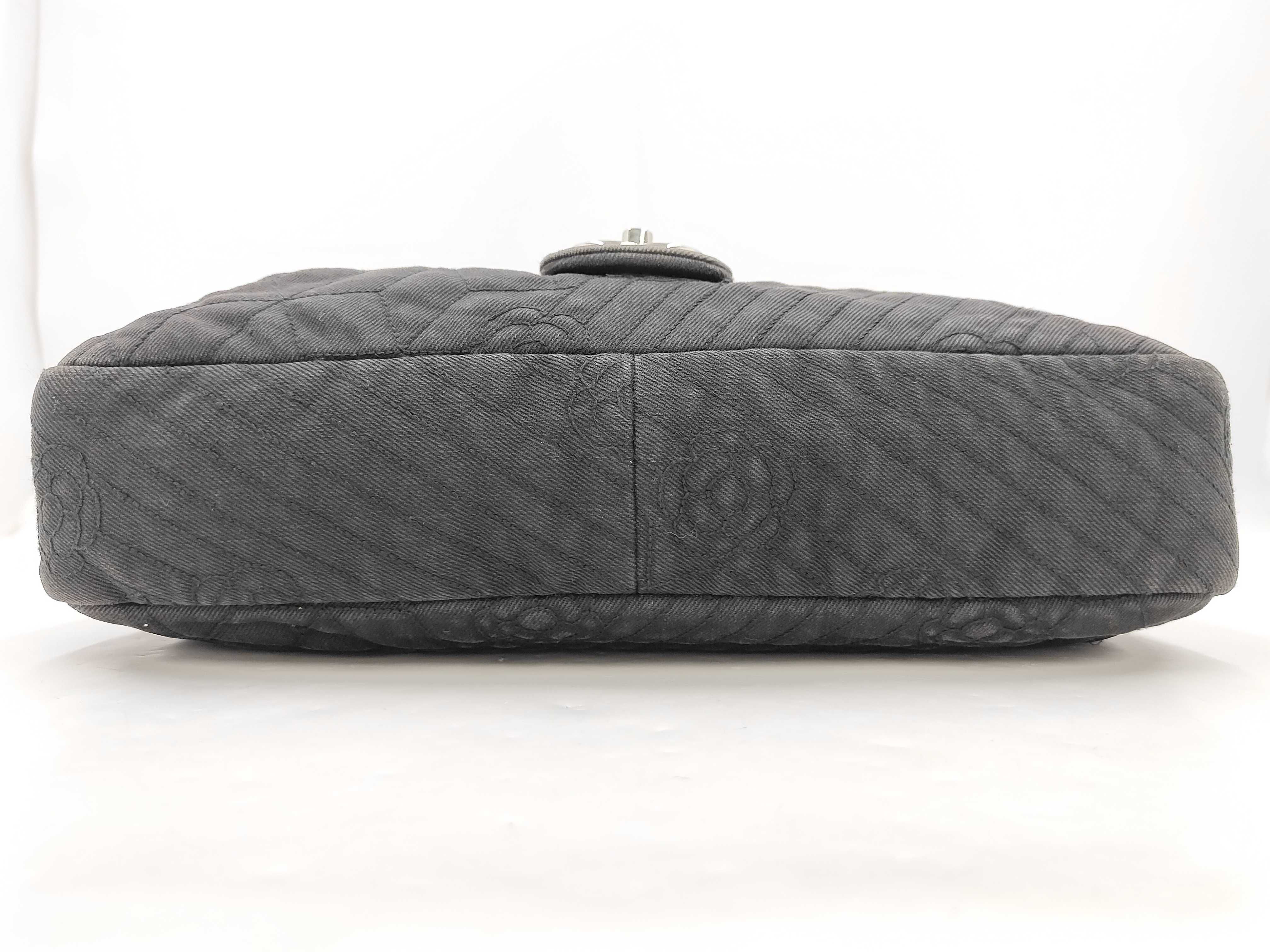 Camellia Denim Shoulder Bag (Black) — view 7