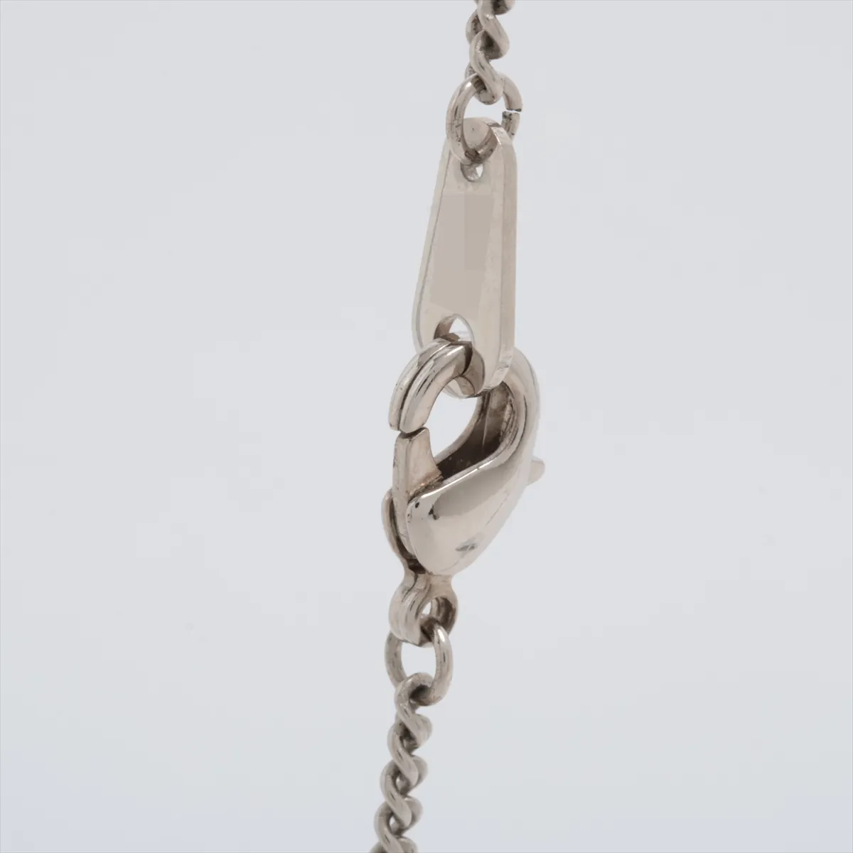 M00521 pendant, LV Instinct RM4263 necklace, metal, silver. Shows — view 3