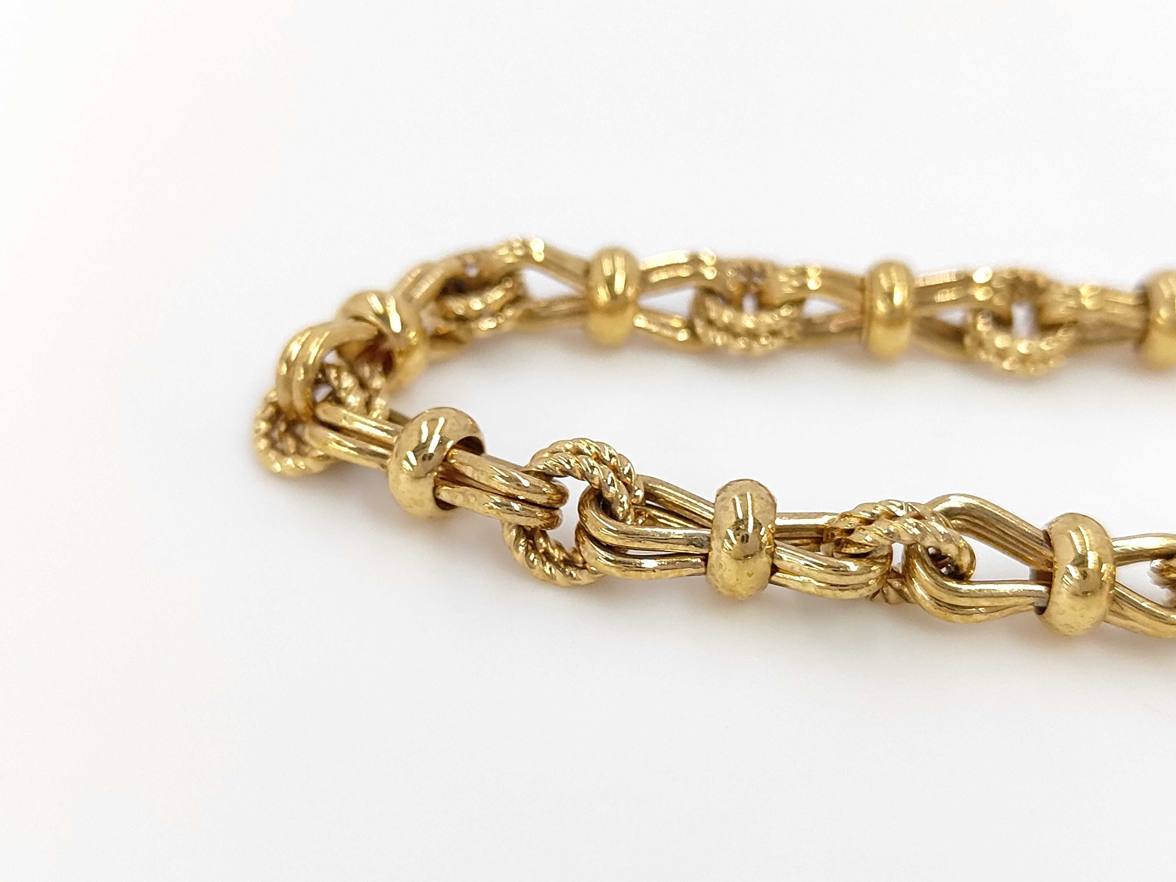 necklace — view 2