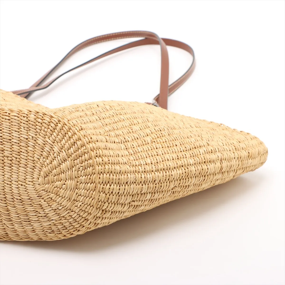 Shell Basket Medium Straw x Leather Tote Bag Beige x Brown C Mark — view 3
