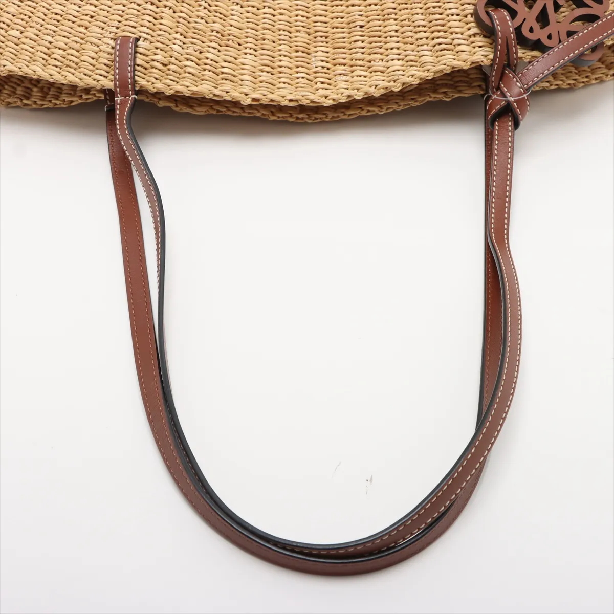 Shell Basket Medium Straw x Leather Tote Bag Beige x Brown C Mark — view 5