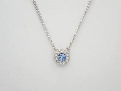 Other lines: Precious metals, necklaces, pendants