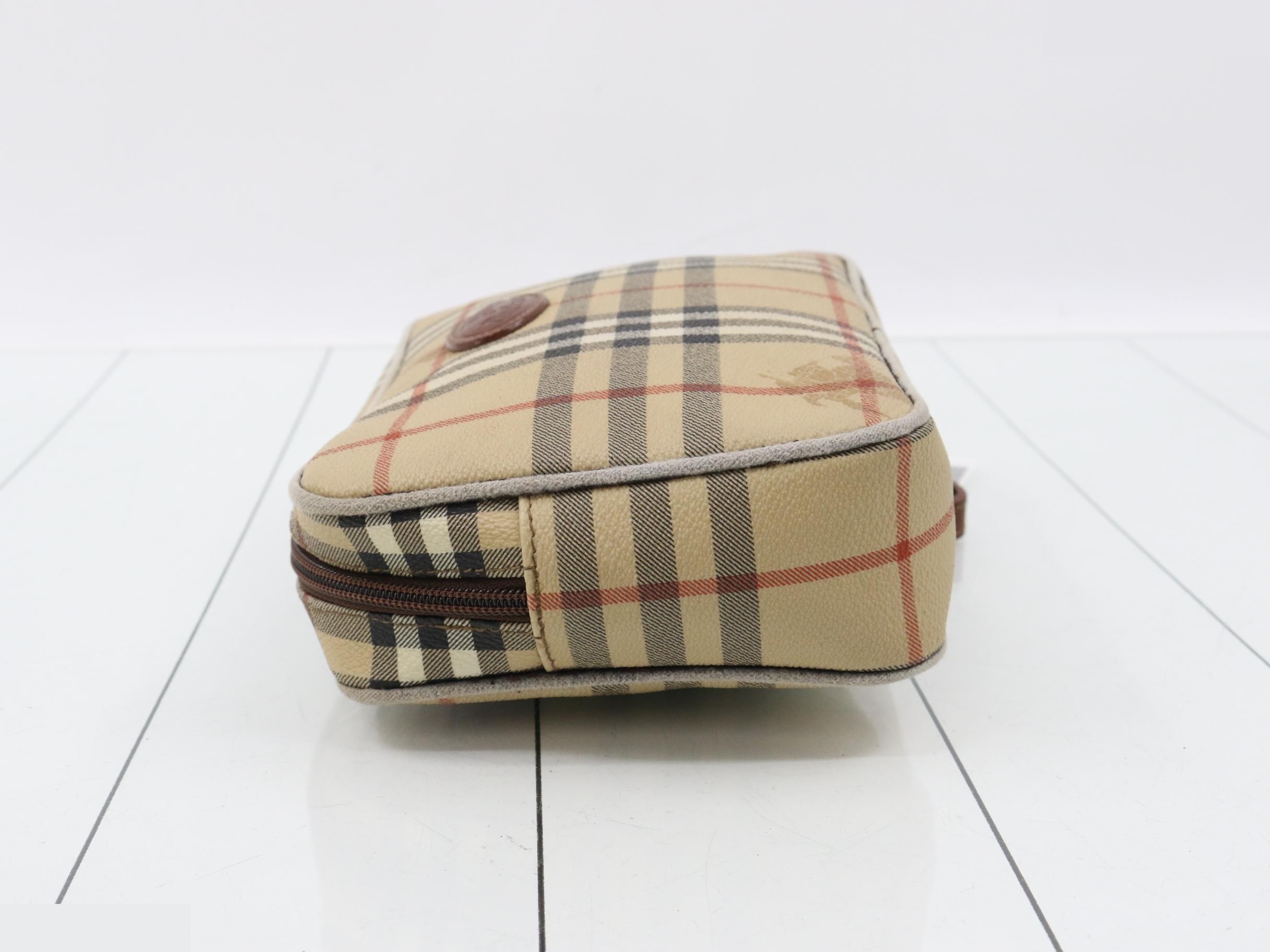 Nova Check Second Bag Clutch Pouch Horse Logo Brown — view 4