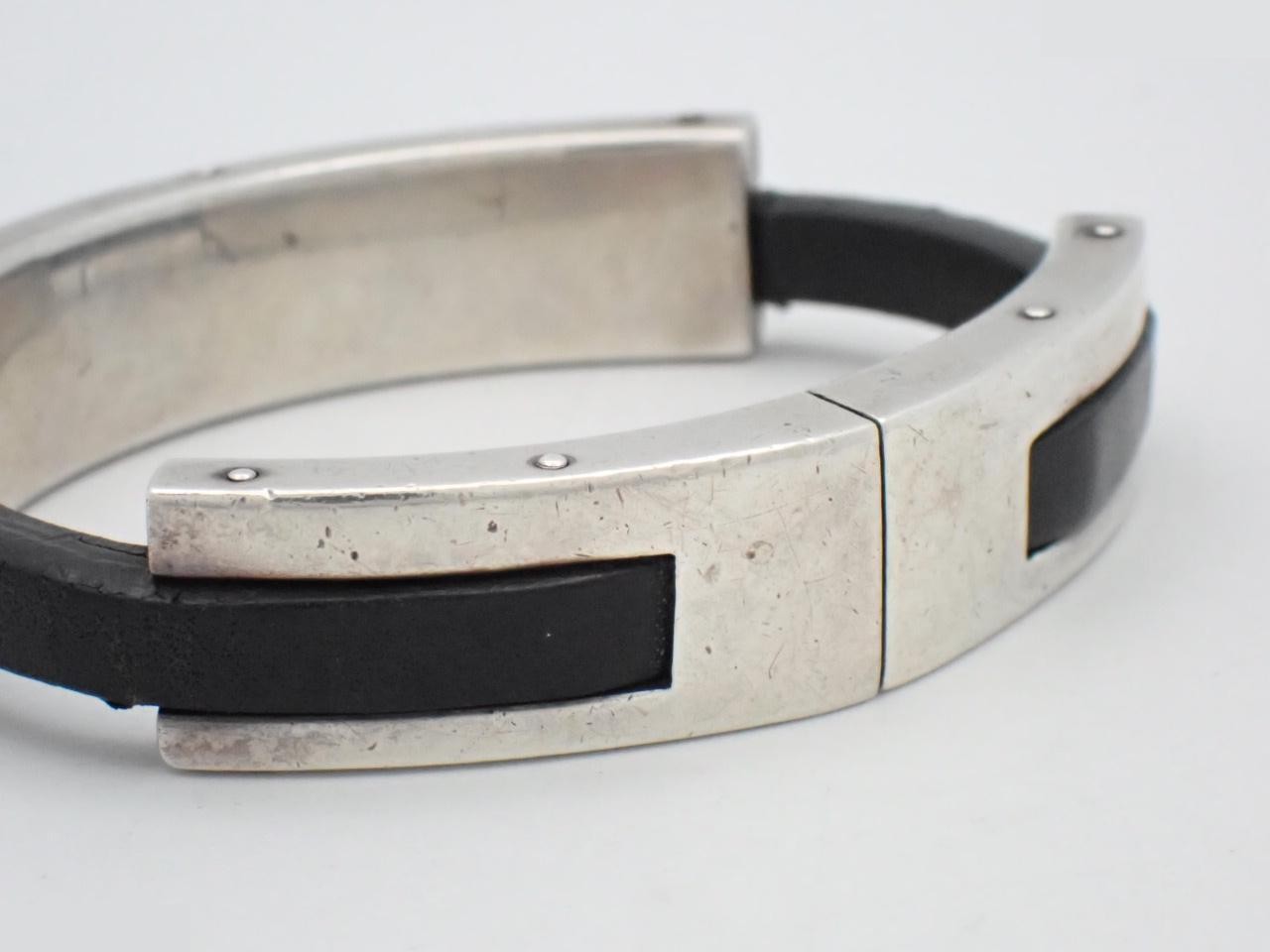 Bangle, 925 sterling silver / Total weight 65.5g / Wrist circumference approximately 17cm — view 3