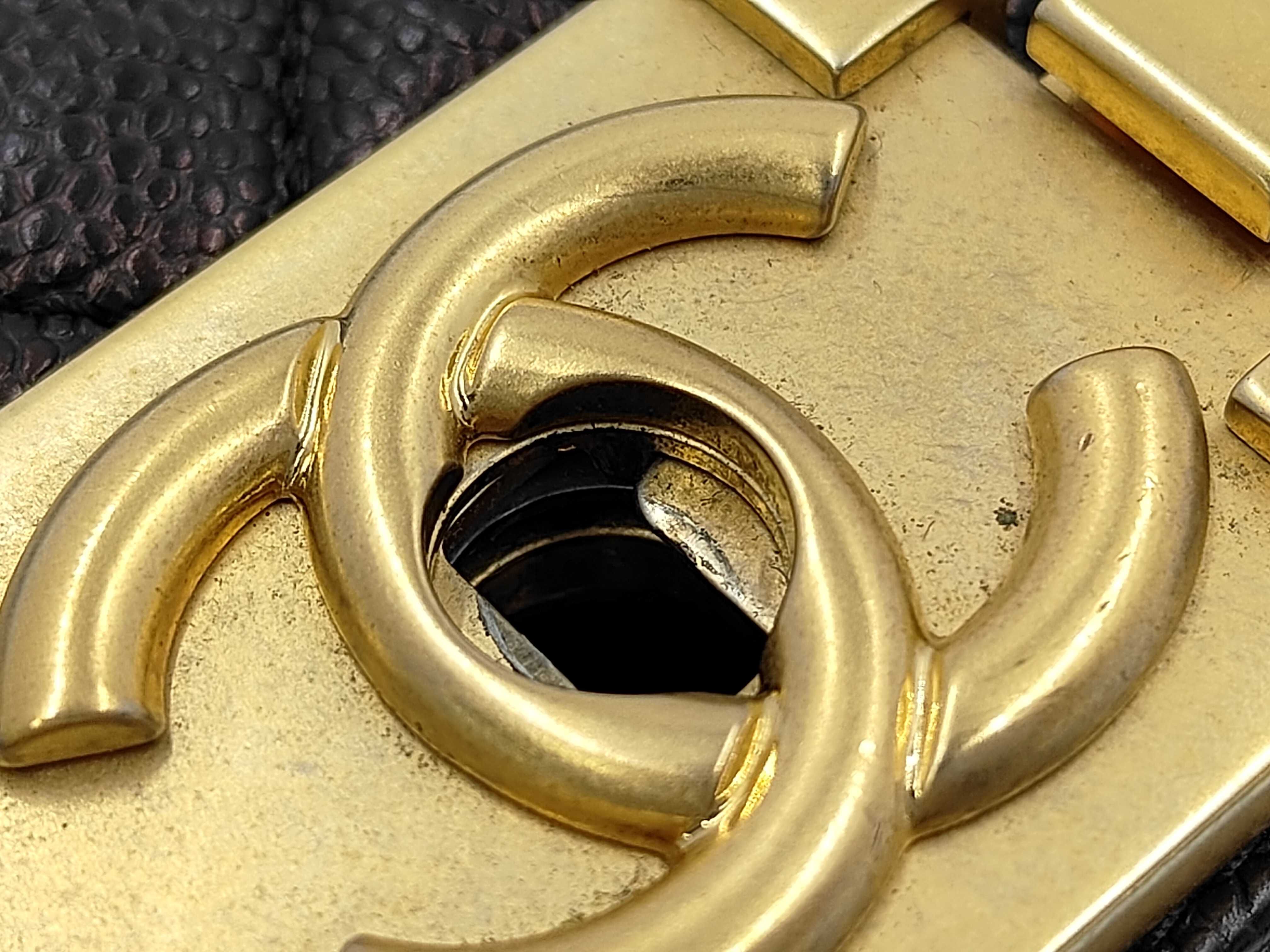 Boy Chanel 25 Caviar Skin V-Stitch Chevron Gold Hardware Chain Shoulder Bag, Serial Number 24, Black — view 15