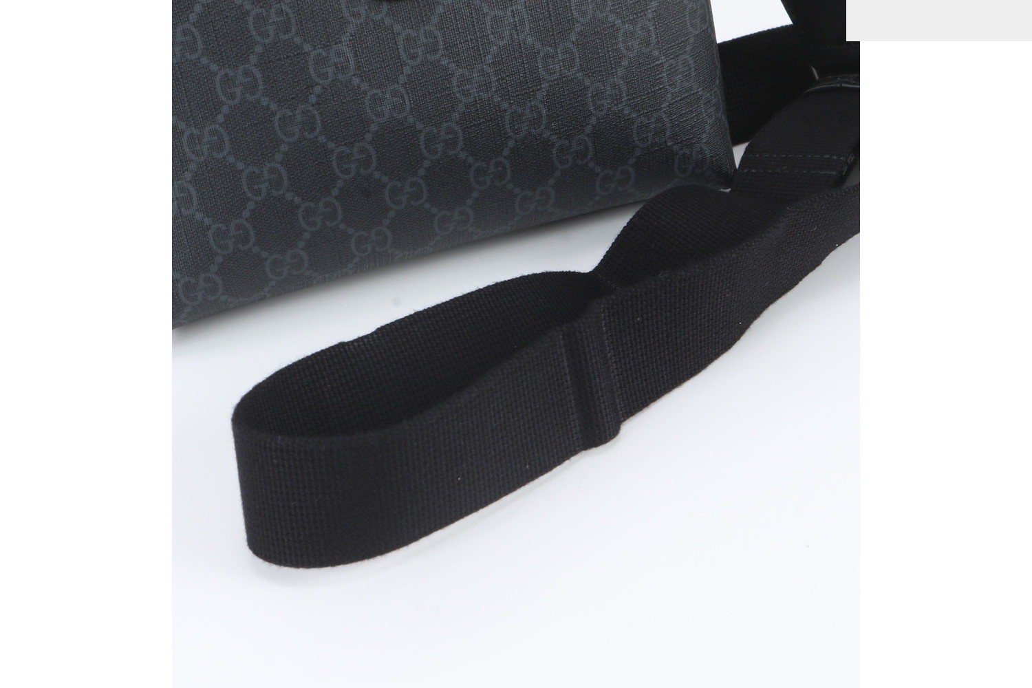 GG Supreme 760021 Leather Shoulder Bag (Crossbody) — view 2