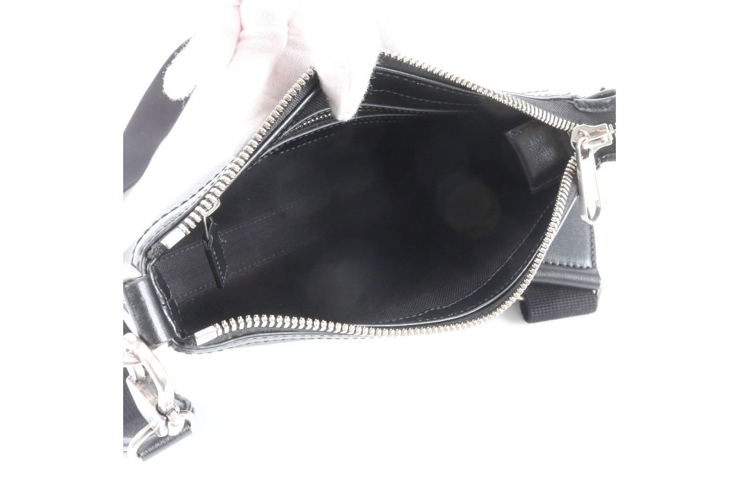 GG Supreme 760021 Leather Shoulder Bag (Crossbody) — view 7